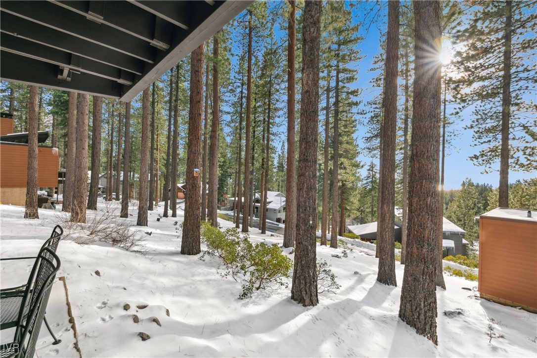 725 Fairview Boulevard 5