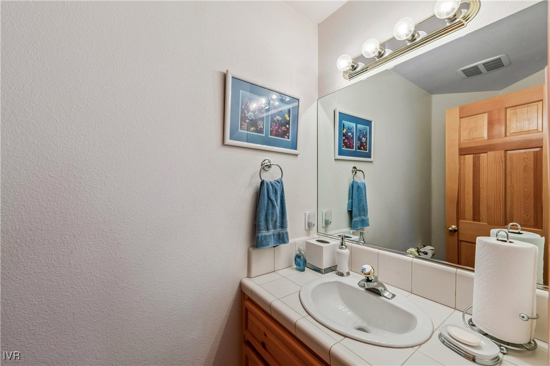 928 Northwood Boulevard 9