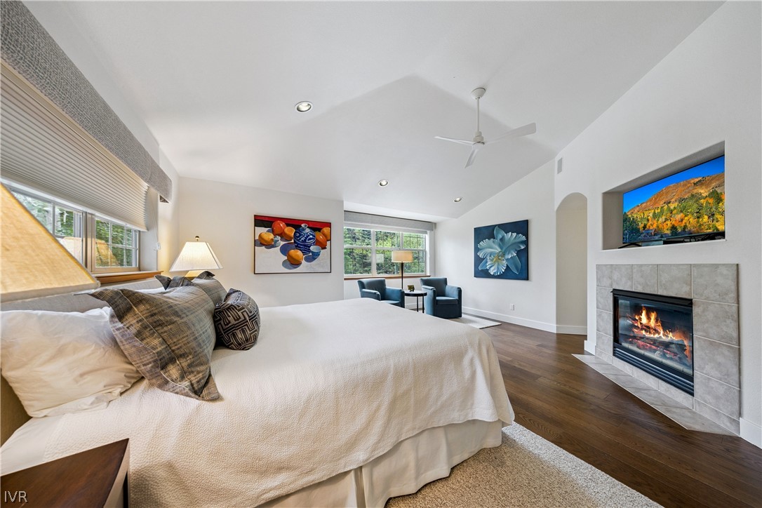 856 Lake Country Drive
