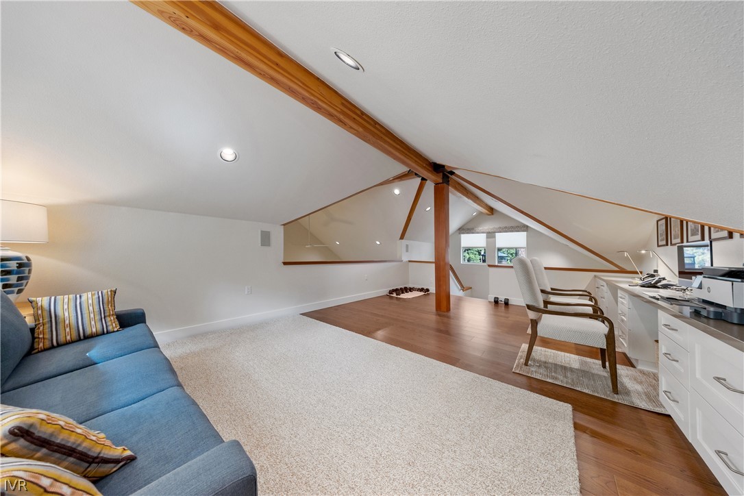 856 Lake Country Drive