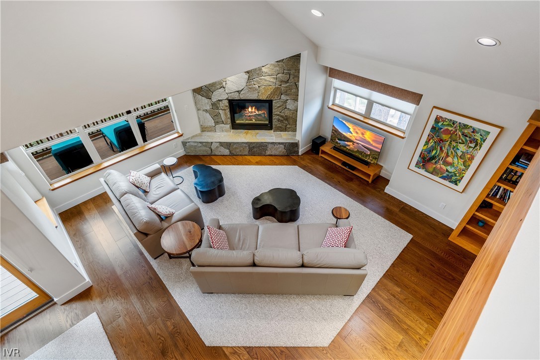856 Lake Country Drive