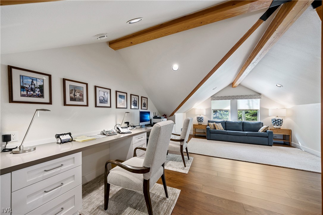 856 Lake Country Drive