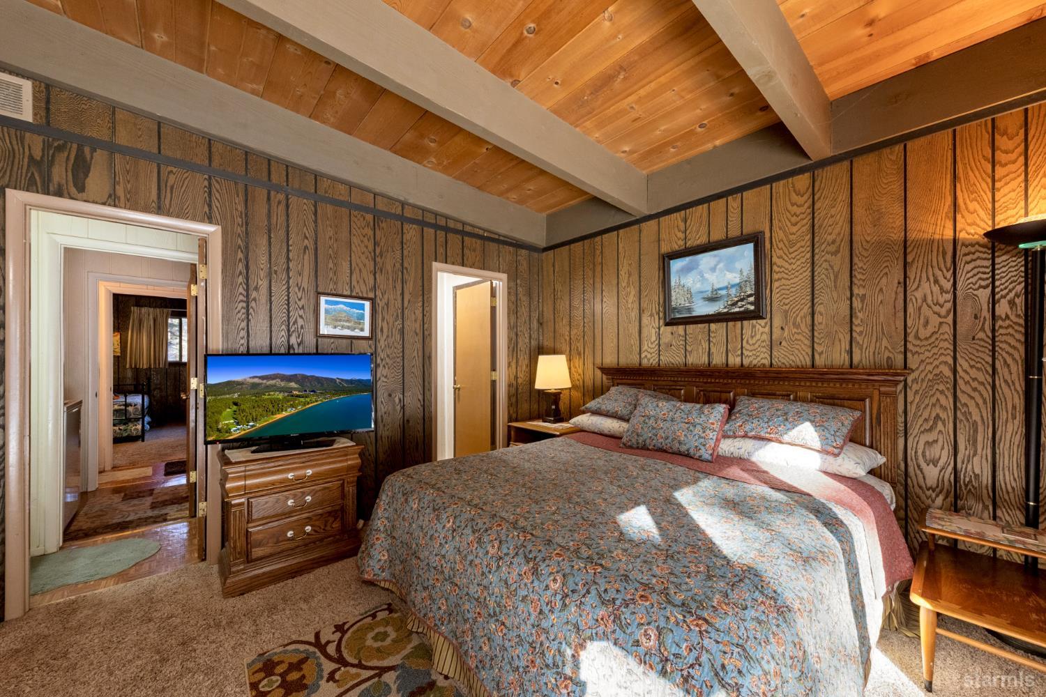 1496 Apple Valley Drive