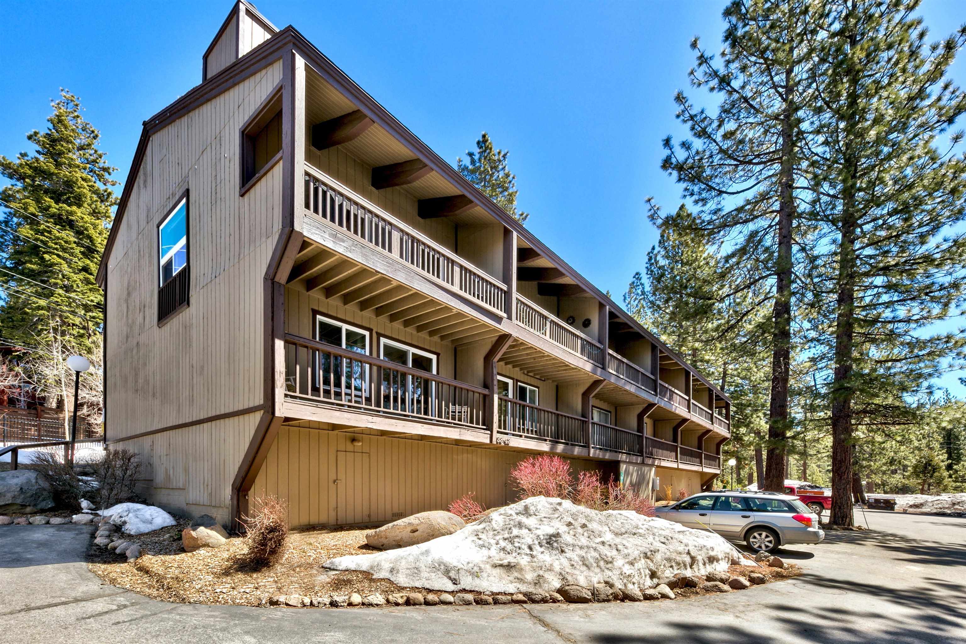 3115 North Lake Boulevard Unit: 38