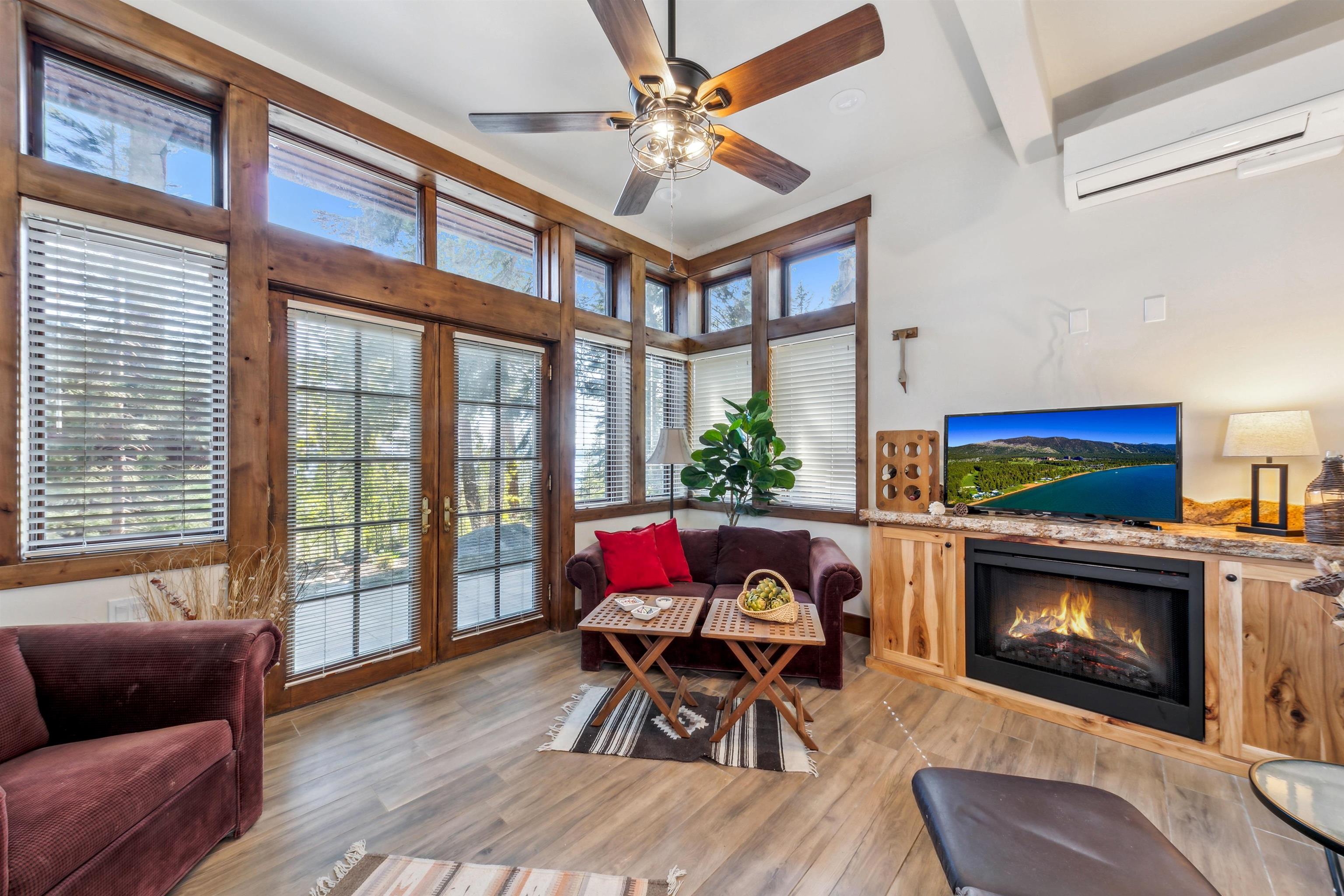 9702 North Lake Boulevard