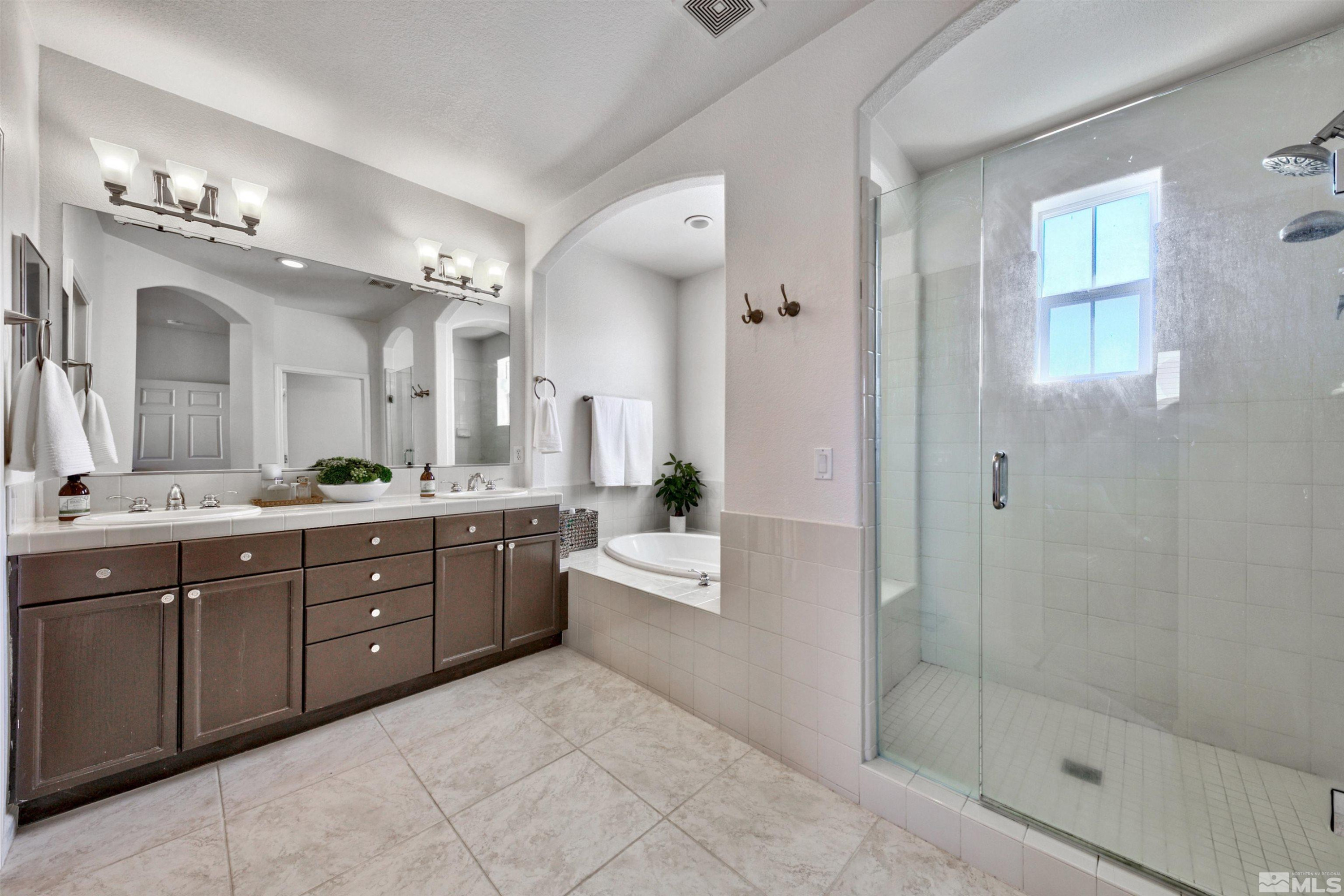1715 Back Country Court