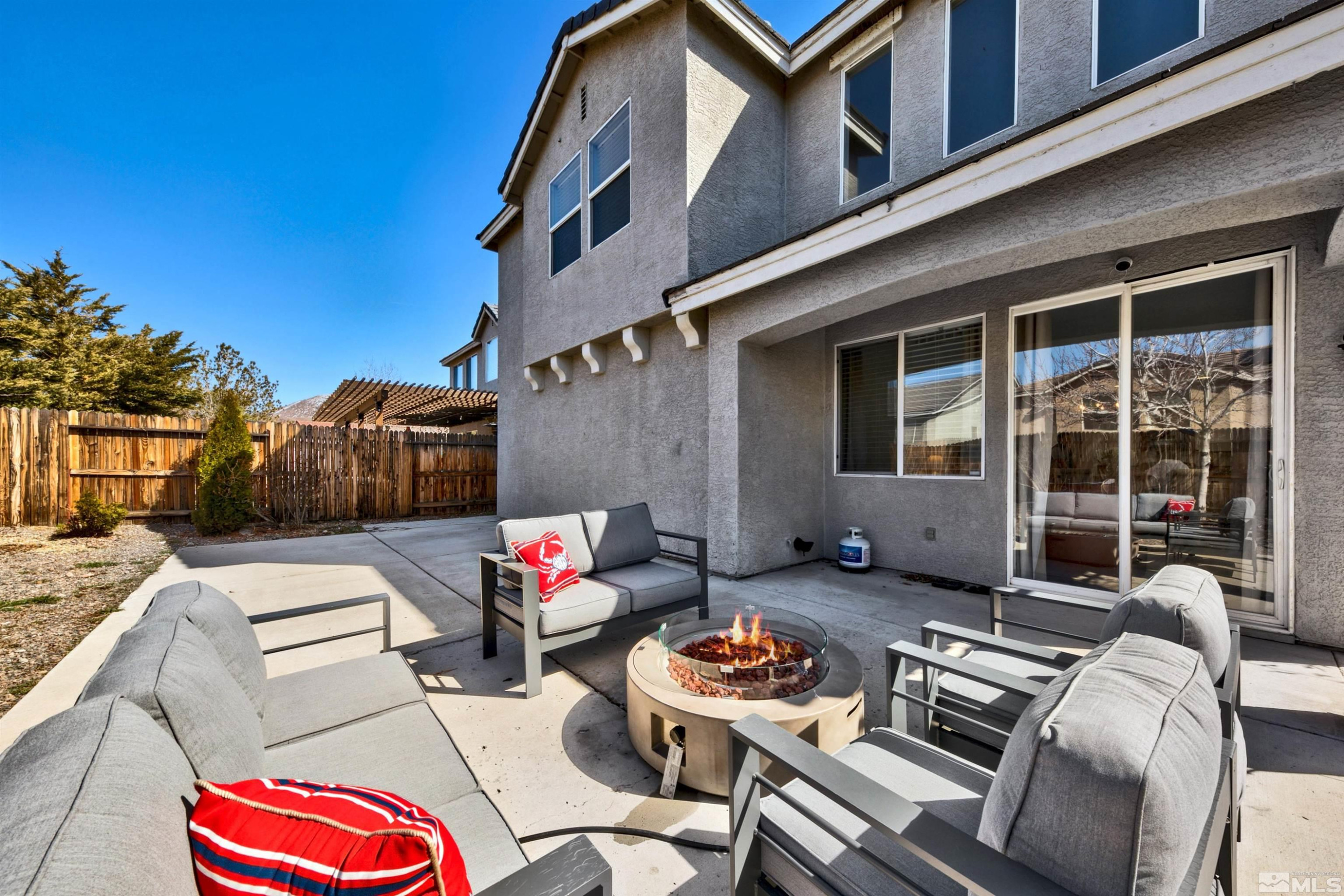 1715 Back Country Court