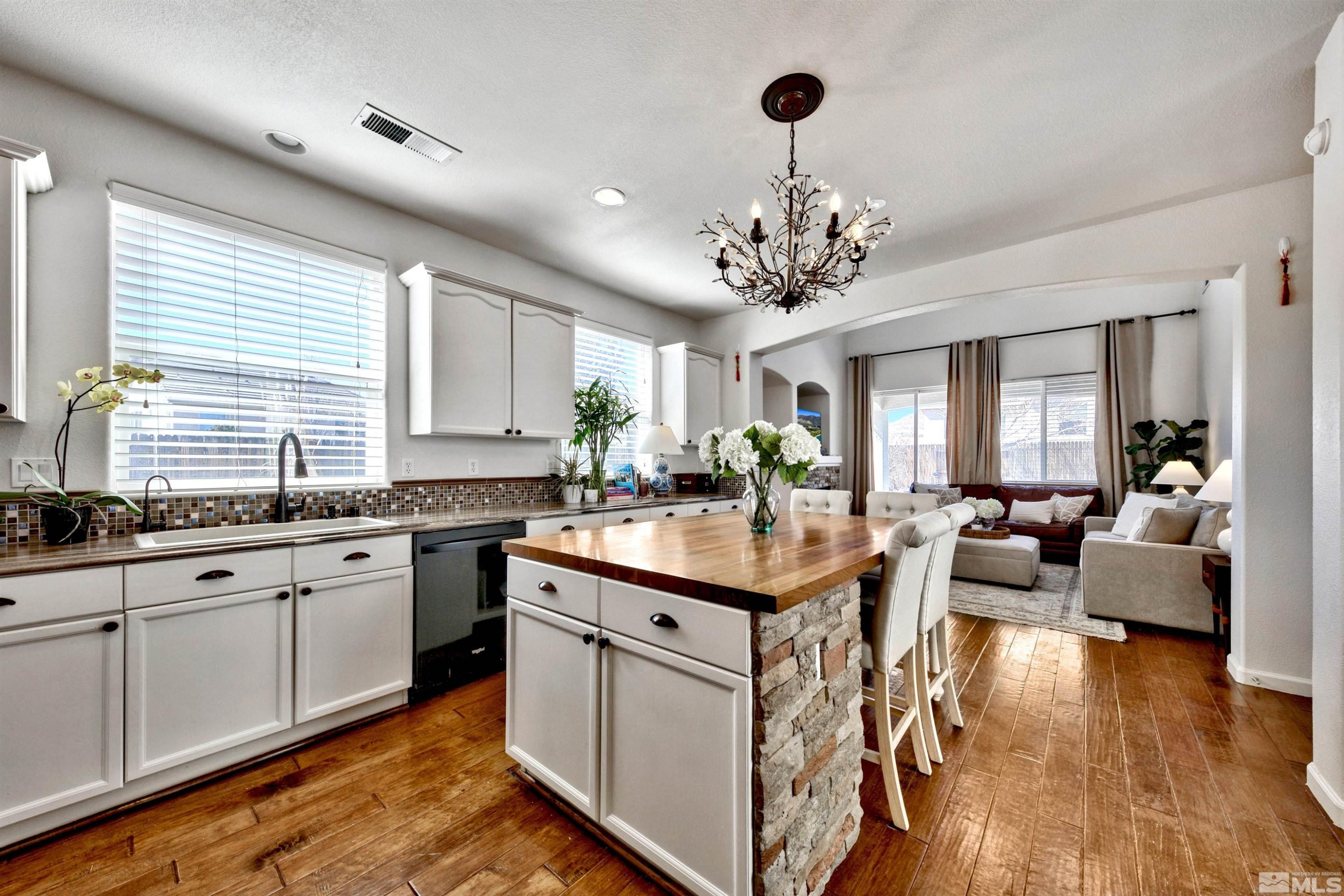 1715 Back Country Court