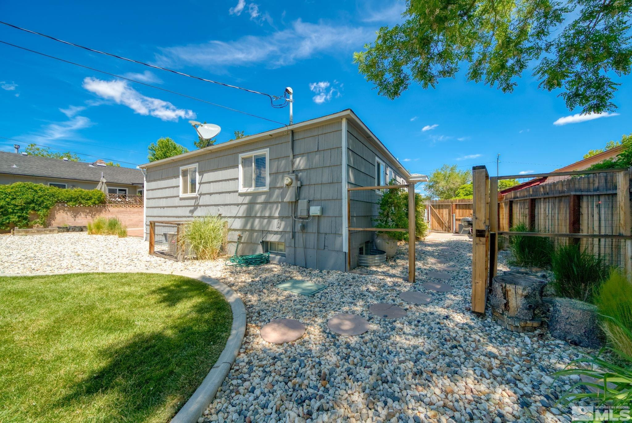 350 Glenmanor Drive