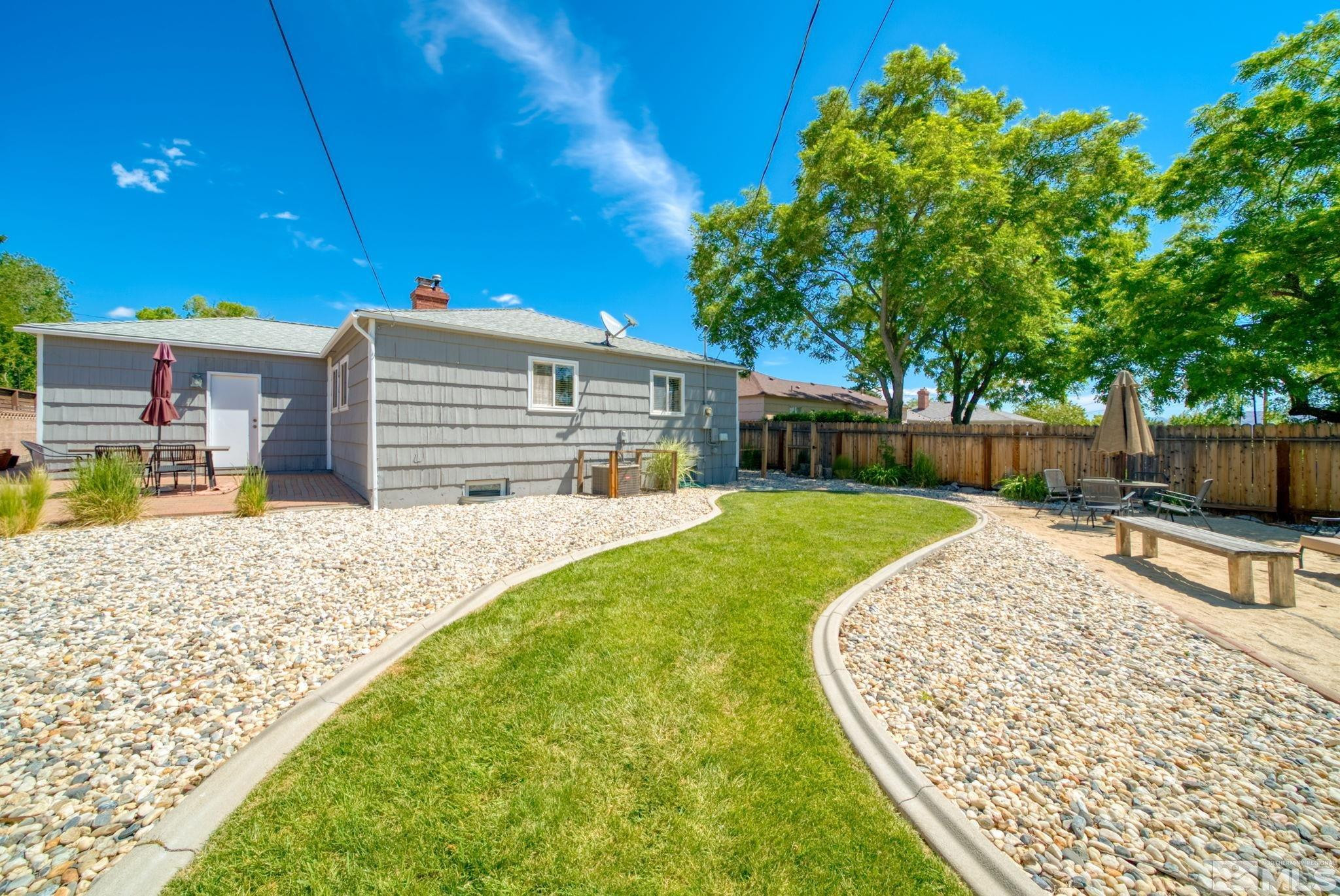 350 Glenmanor Drive