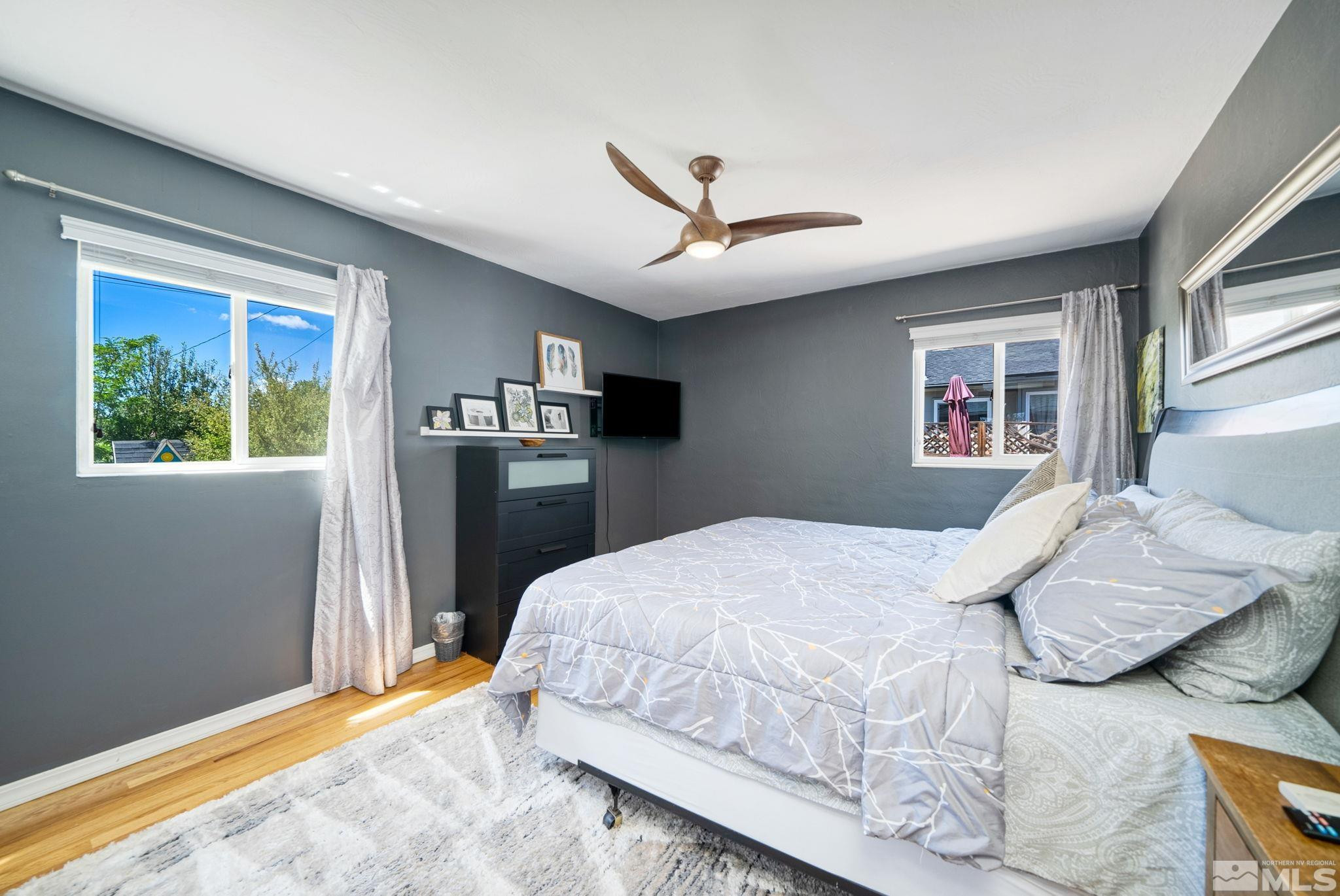 350 Glenmanor Drive