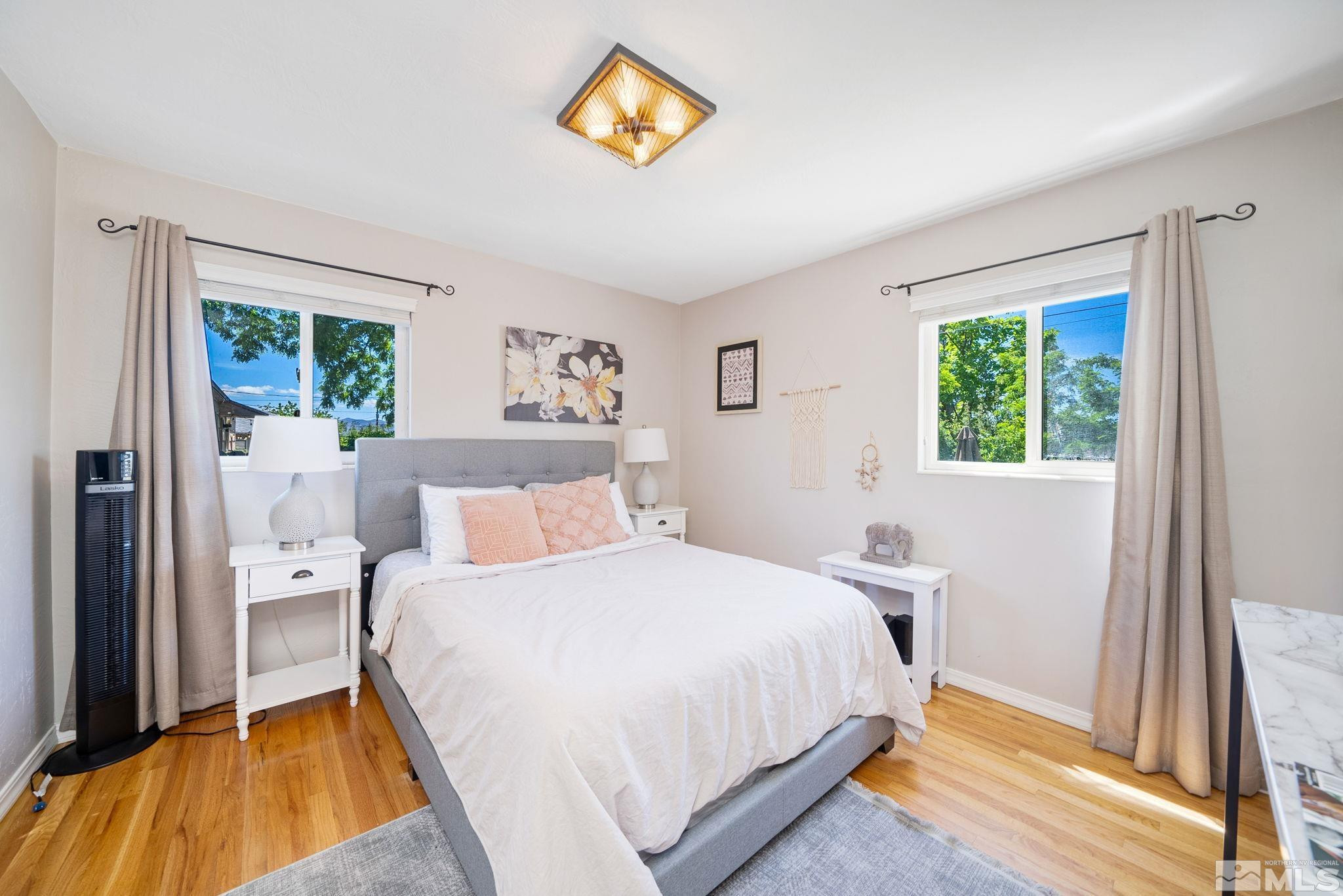 350 Glenmanor Drive
