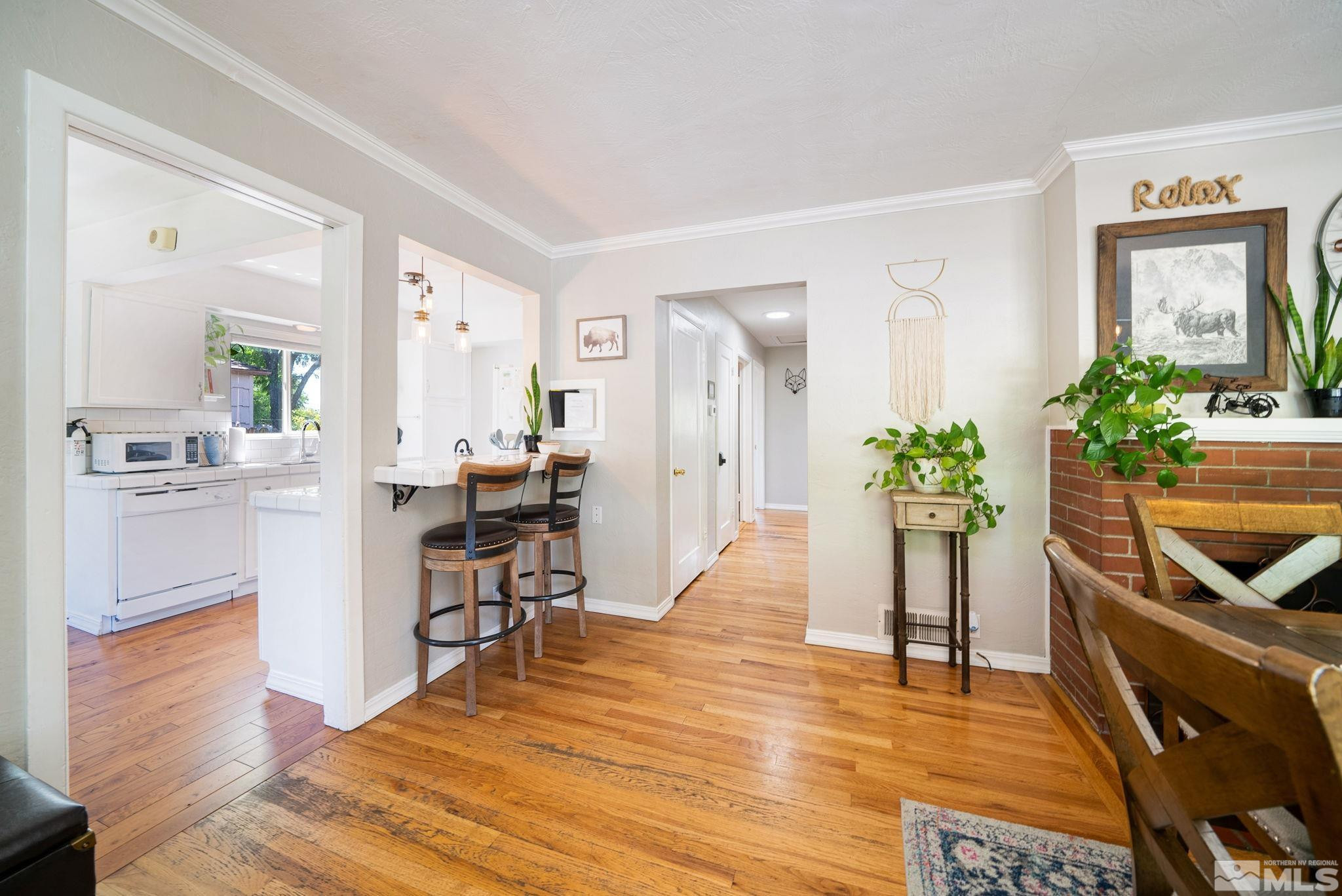 350 Glenmanor Drive