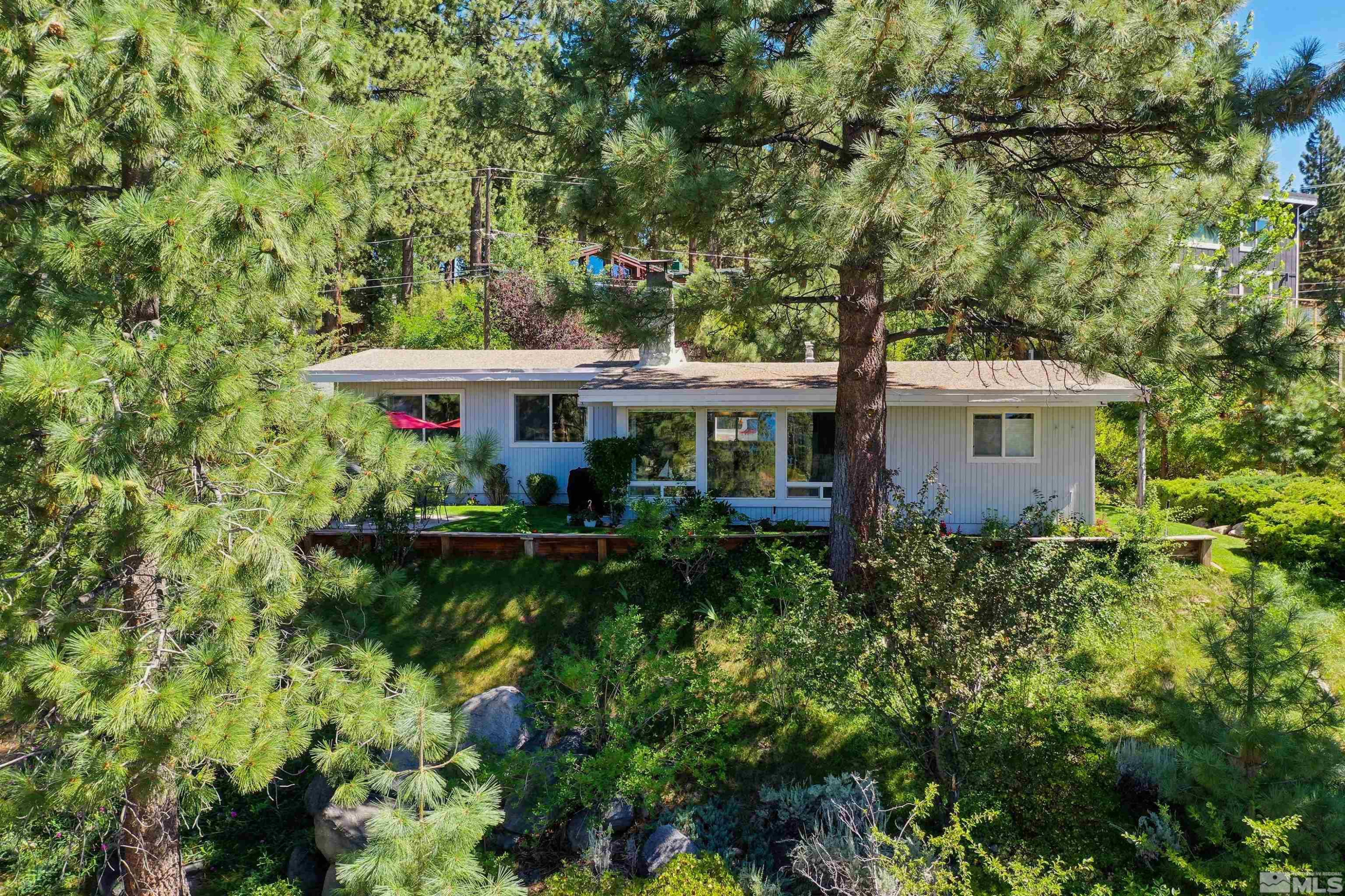 613 Alma Way