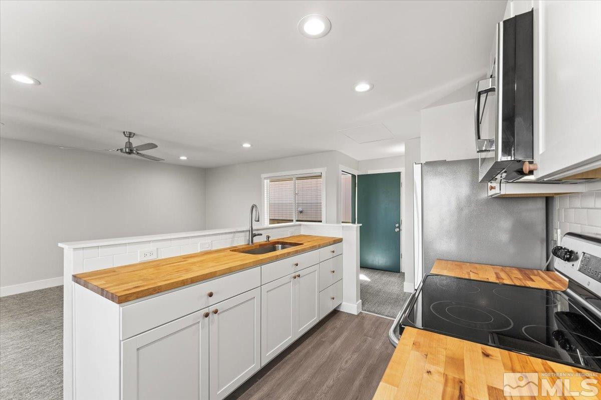 3921 Clear Acre Lane, 174