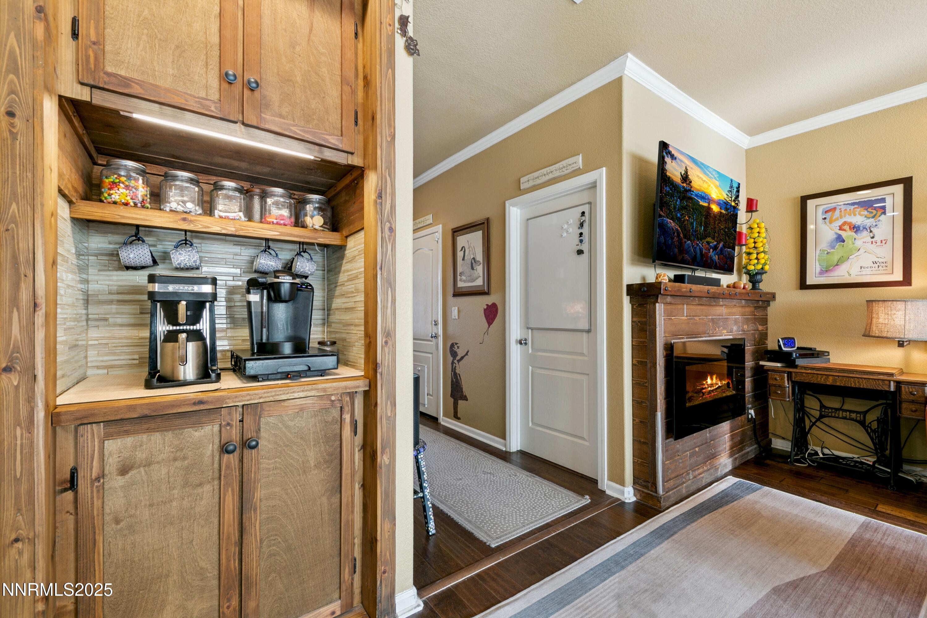 7175 Fox Wood Lane