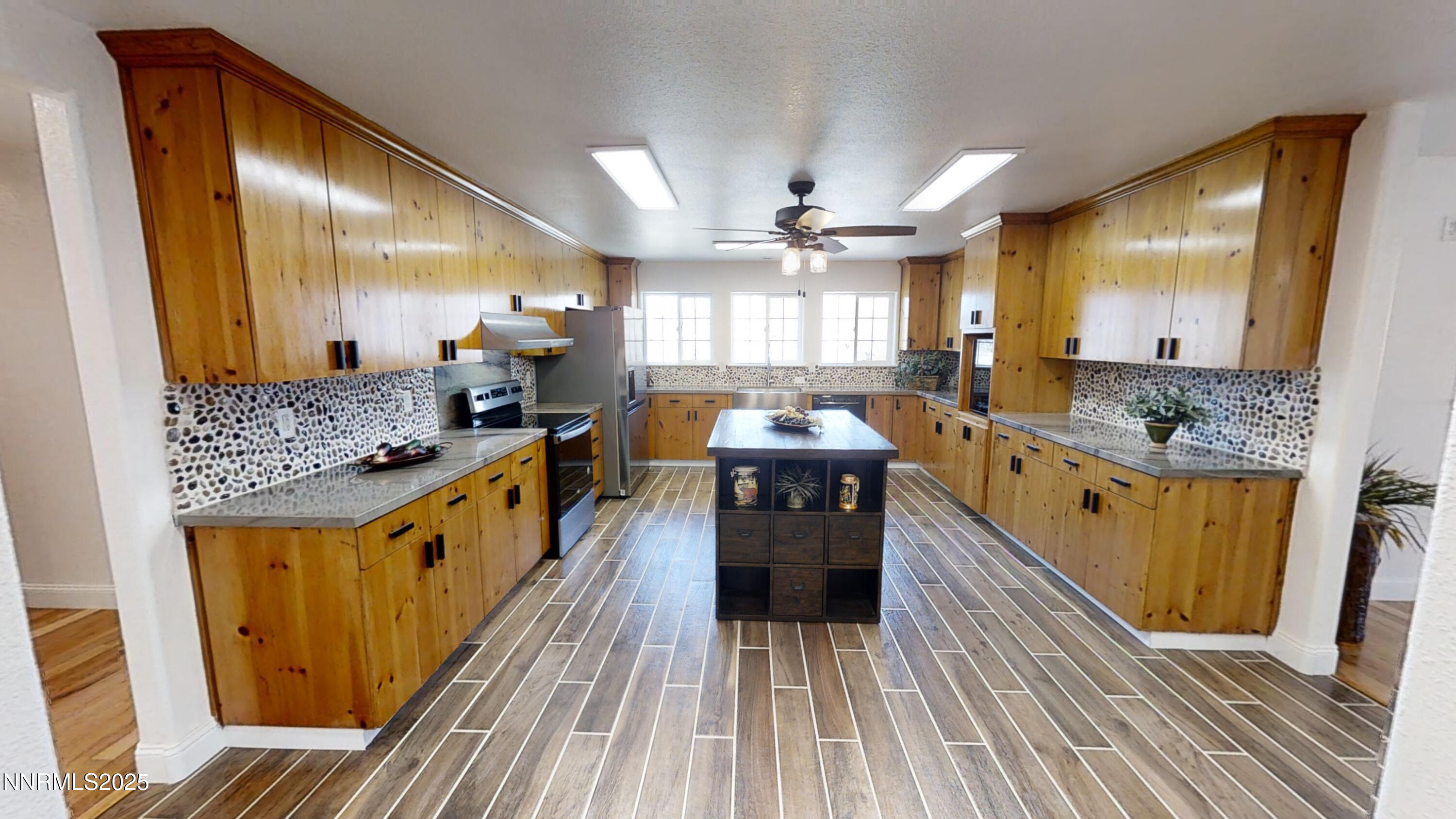 2307 Canal Road