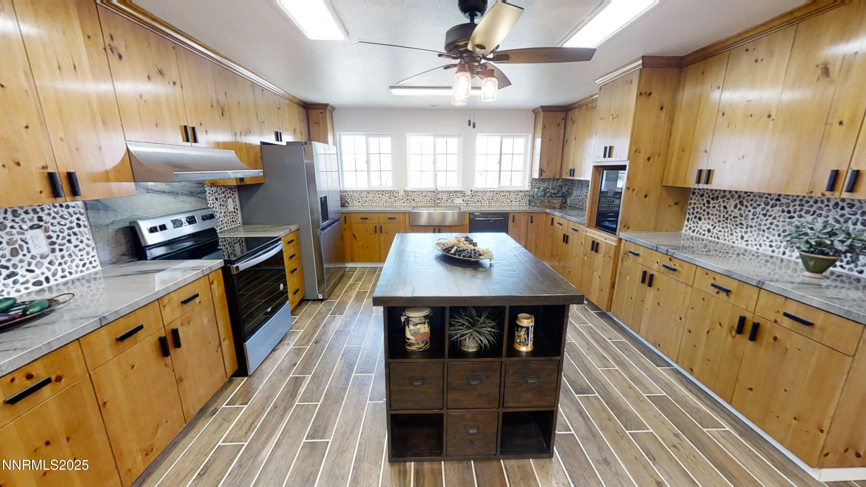 2307 Canal Road