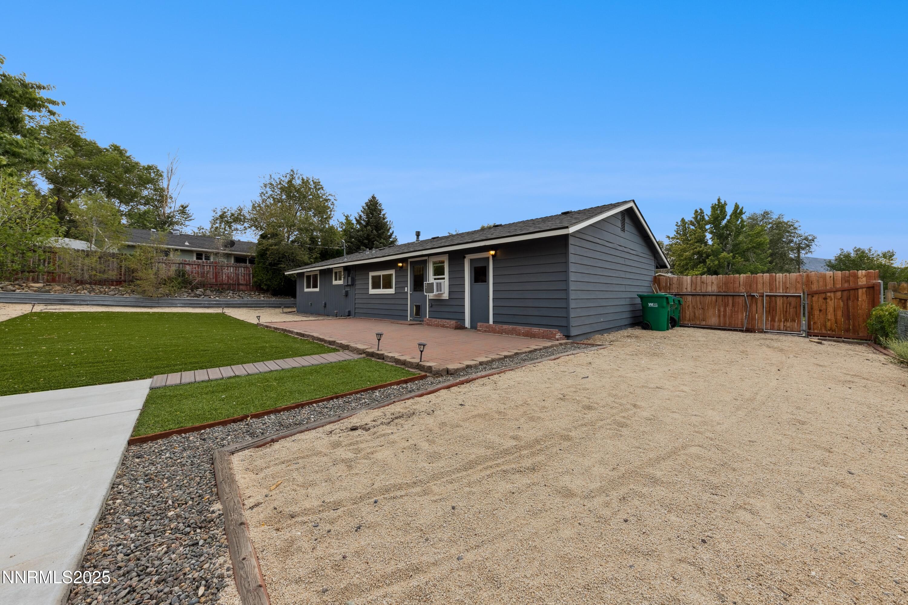 365 Palace Drive