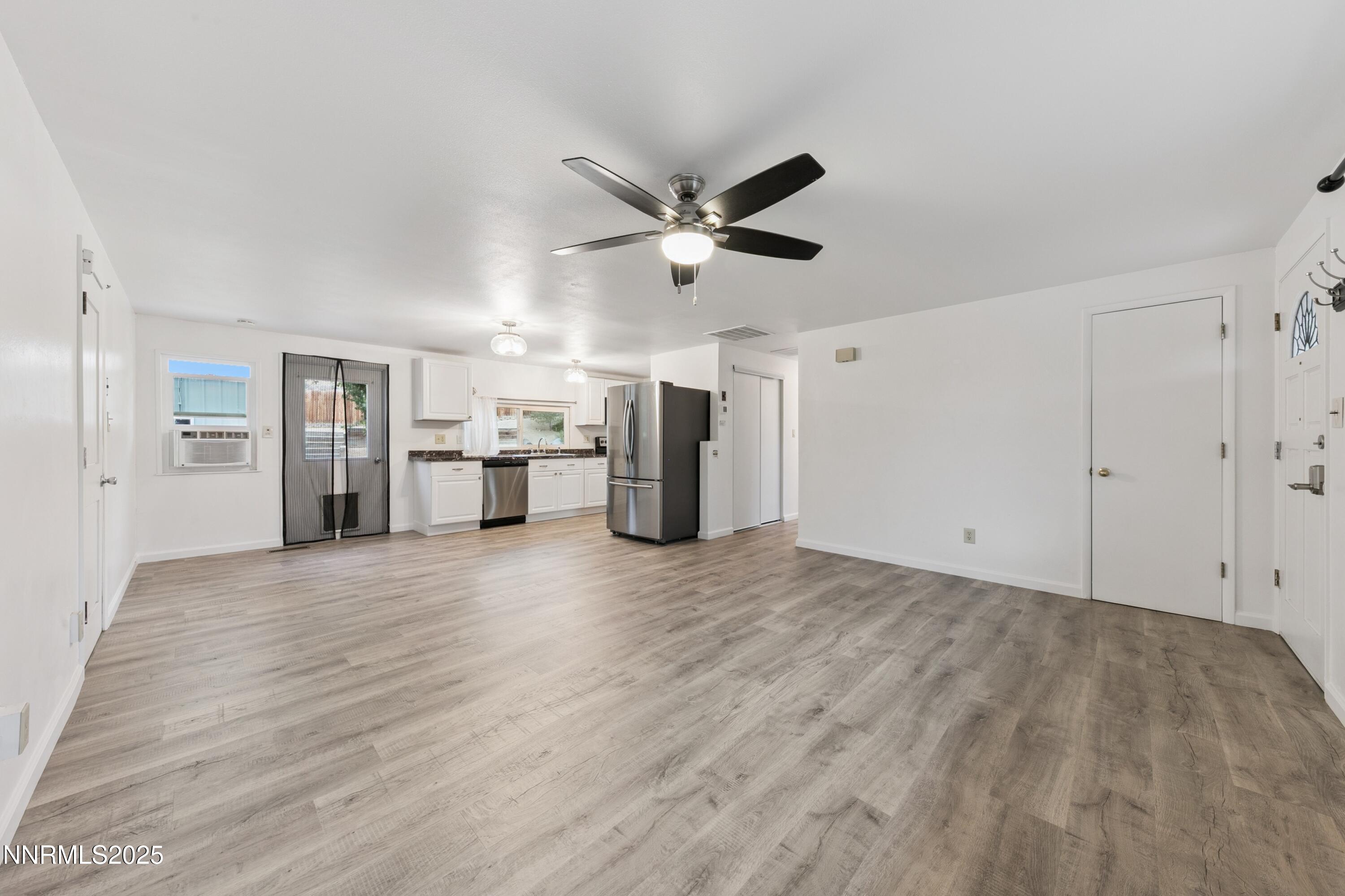365 Palace Drive
