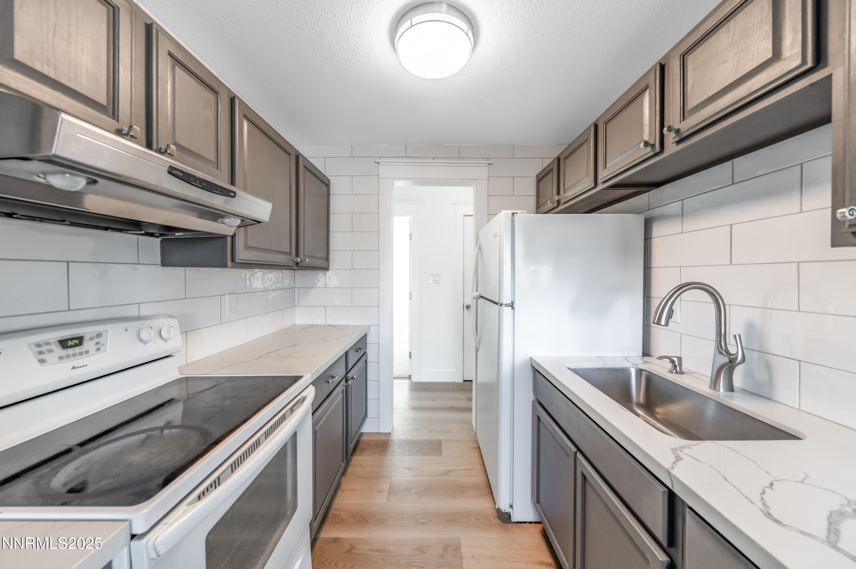 3953 Clear Acre Lane APT 305