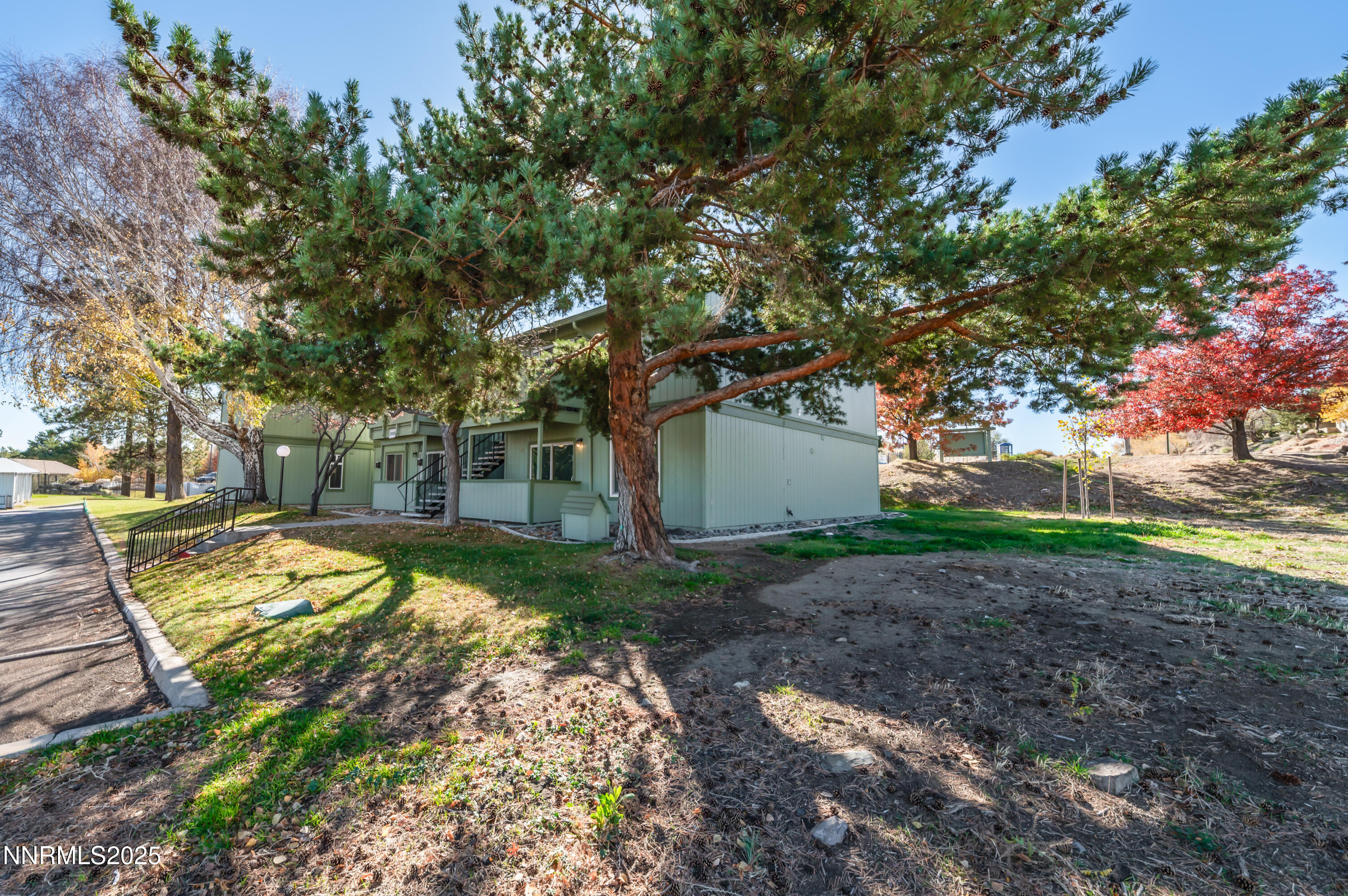 3953 Clear Acre Lane APT 305