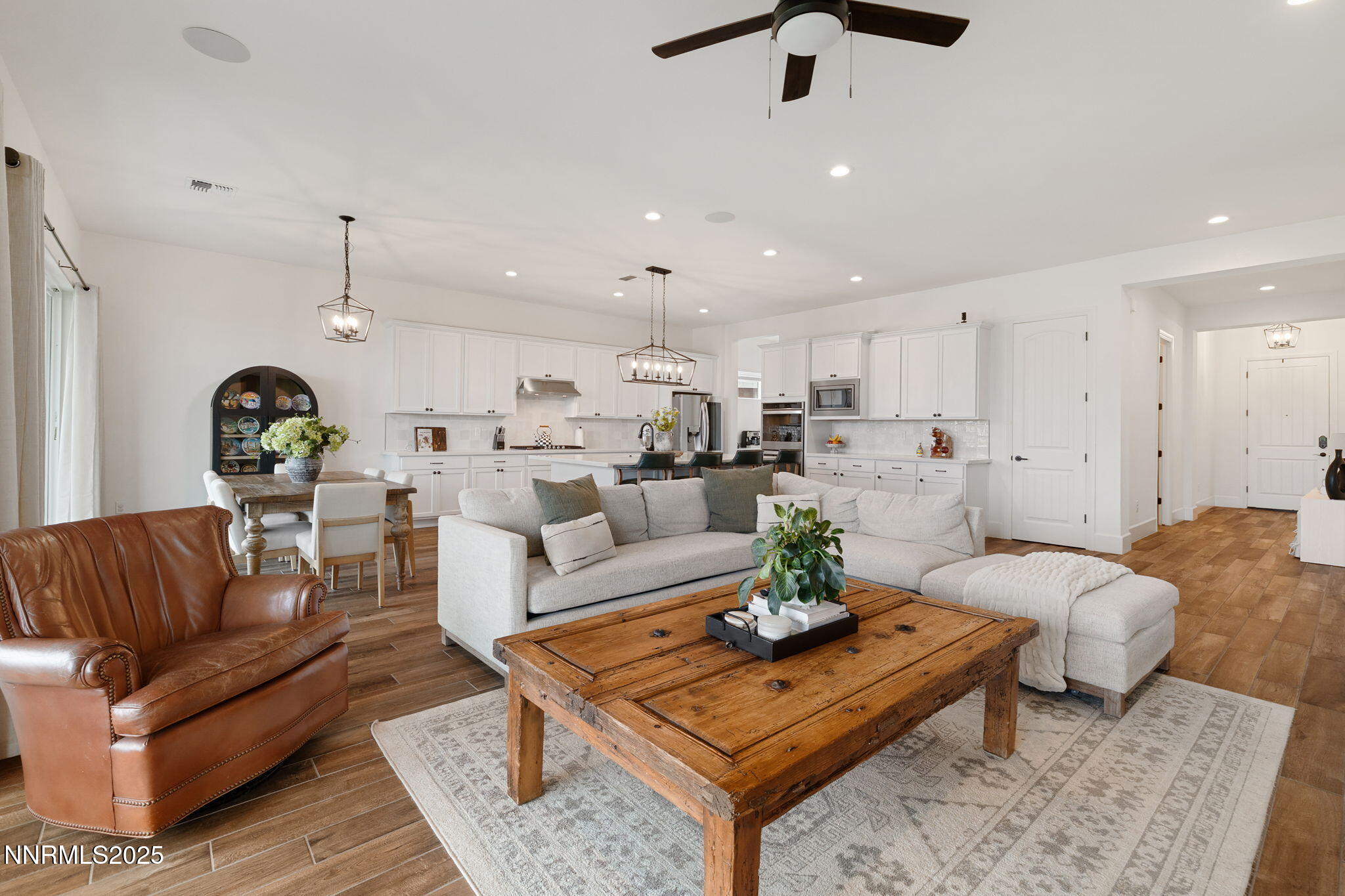 3011 Silverberry Lane