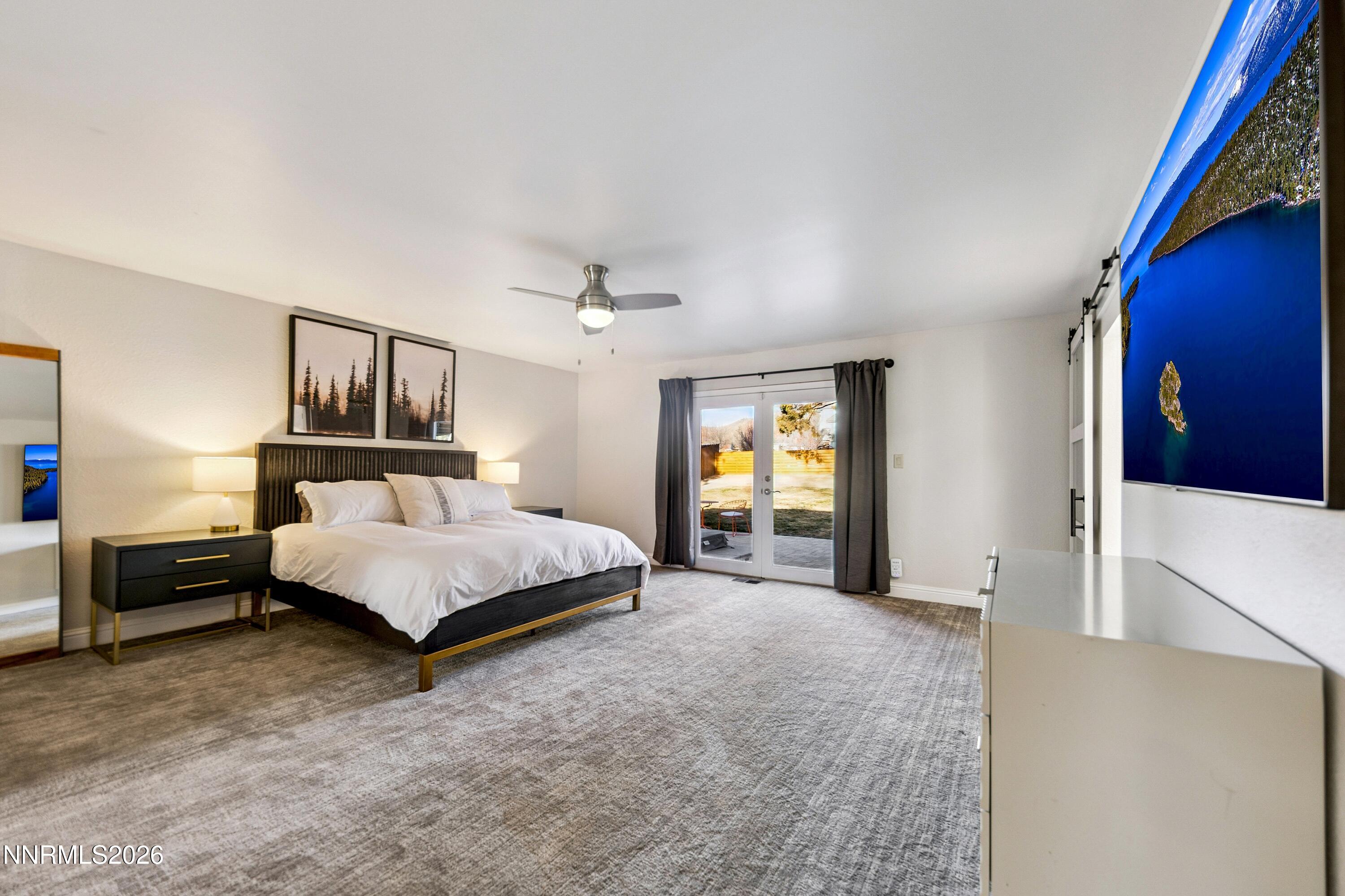 3620 E Hidden Valley Drive