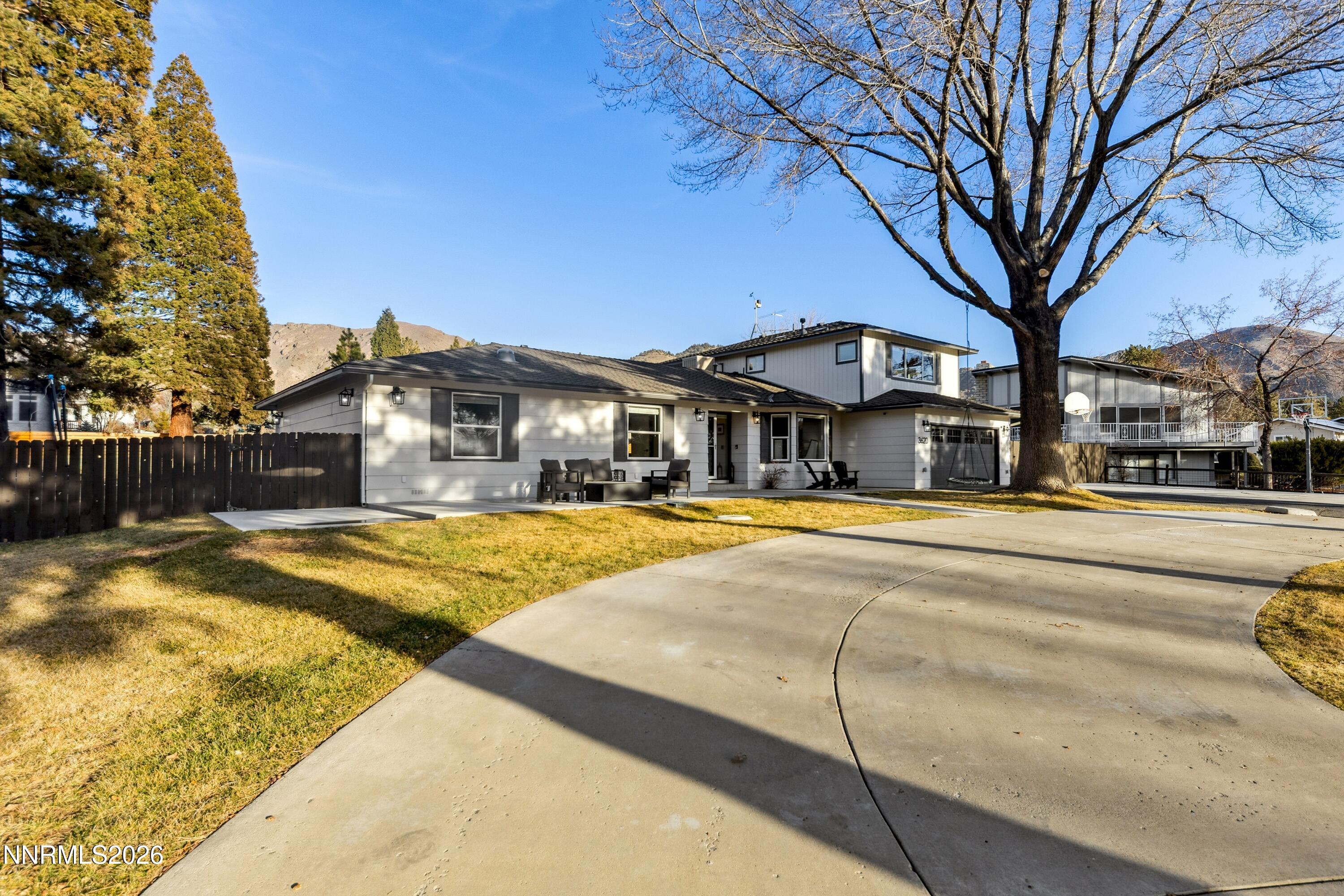 3620 E Hidden Valley Drive