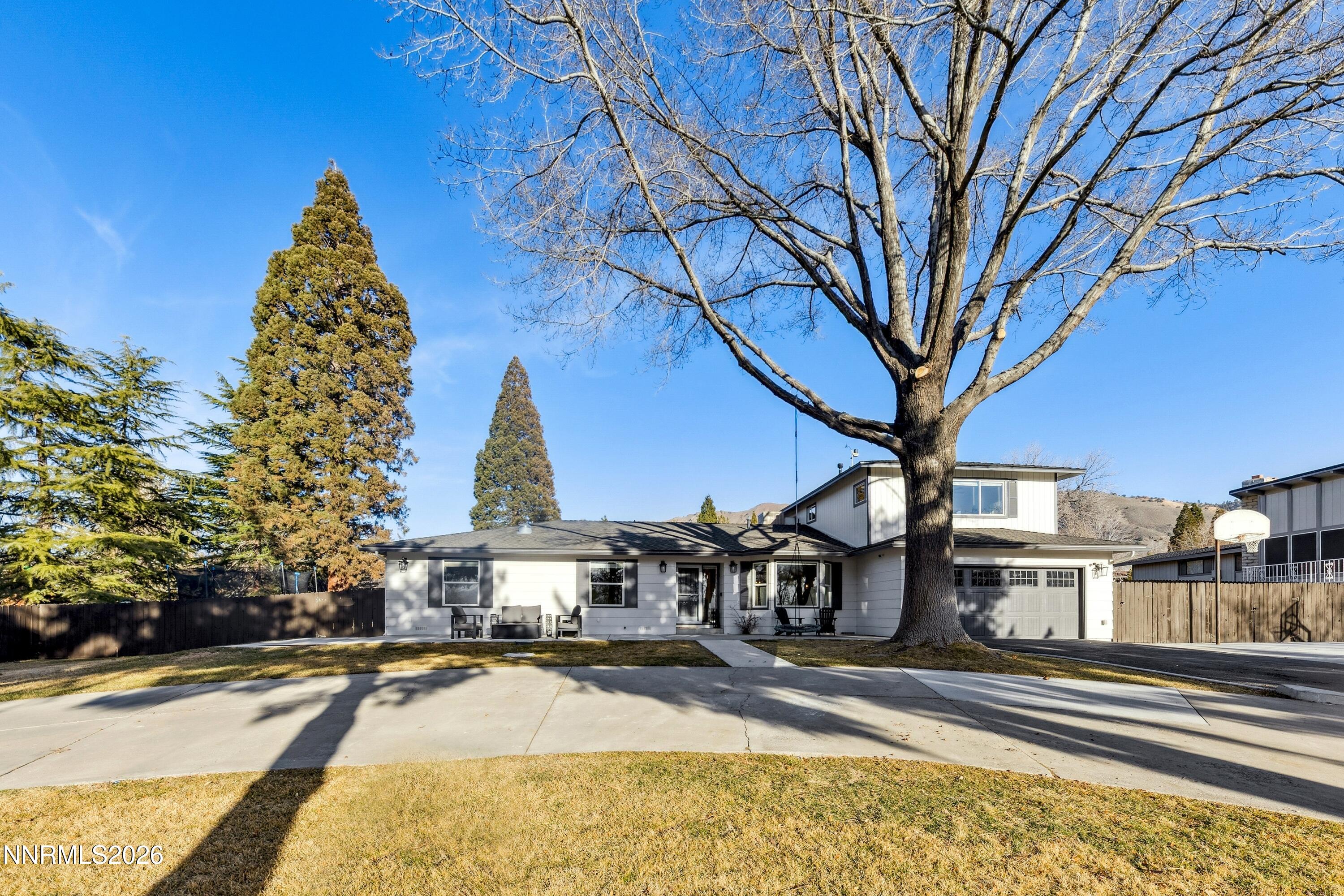 3620 E Hidden Valley Drive