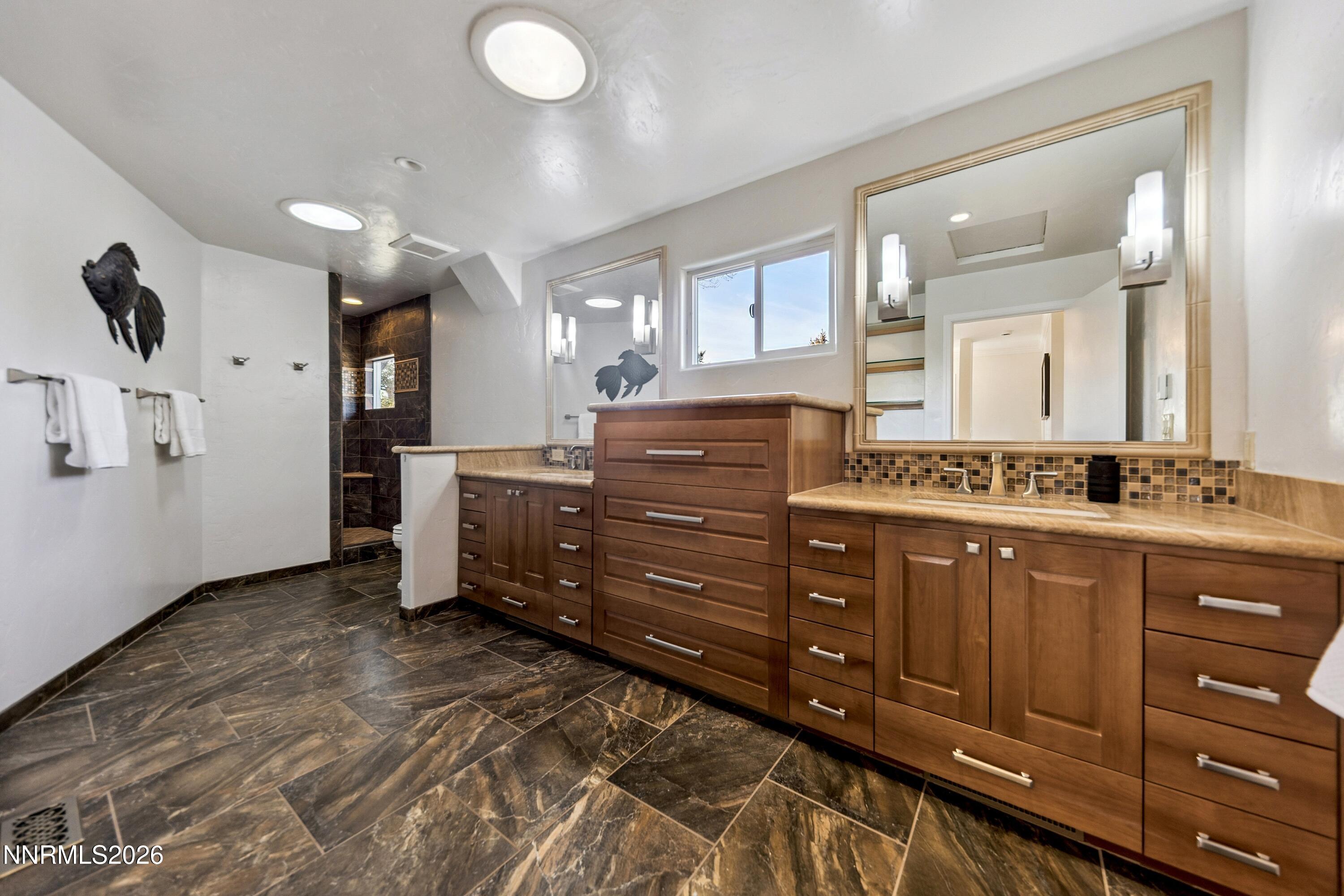 3620 E Hidden Valley Drive