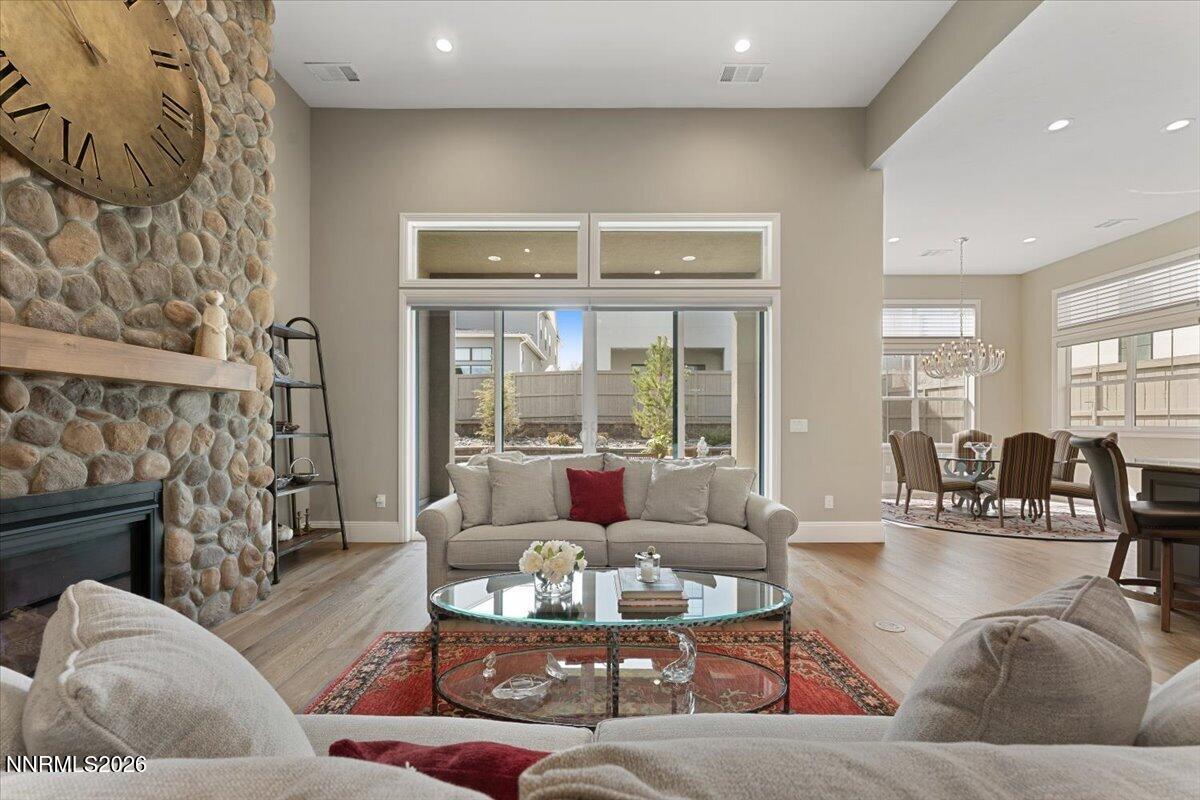 722 W Pleasant Oak Trail
