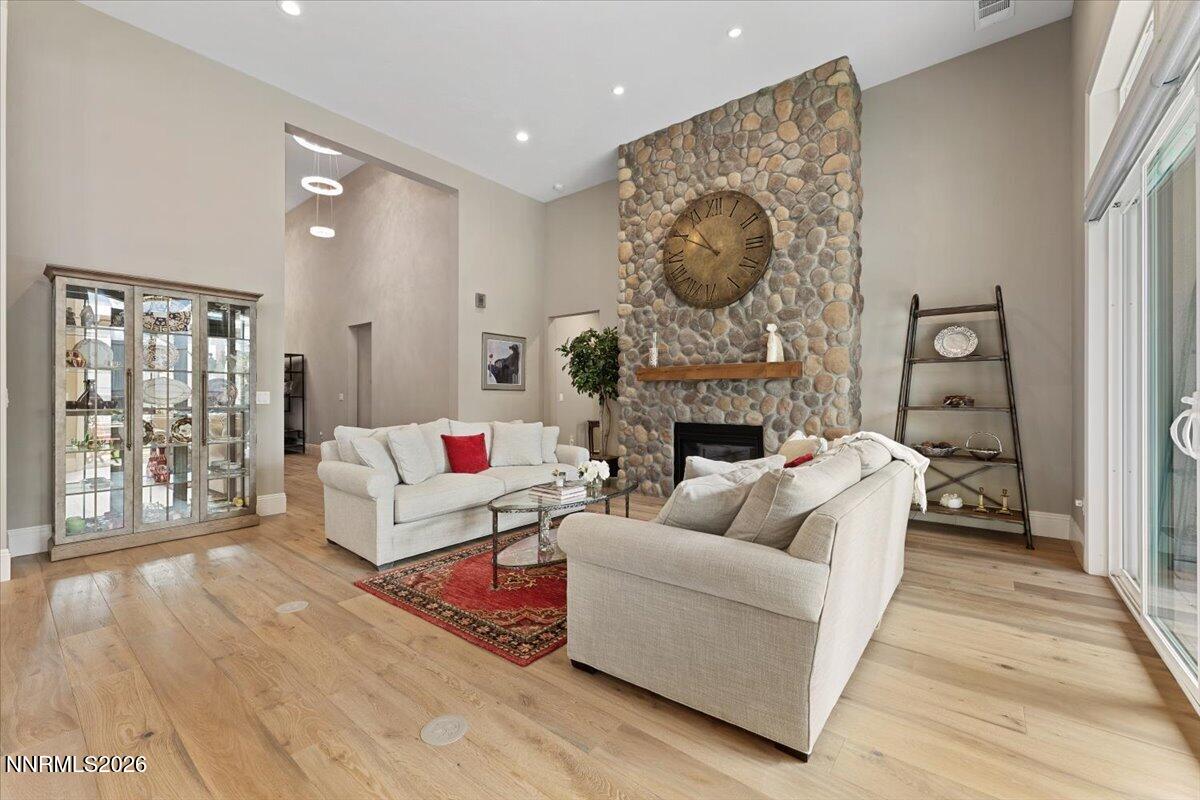 722 W Pleasant Oak Trail