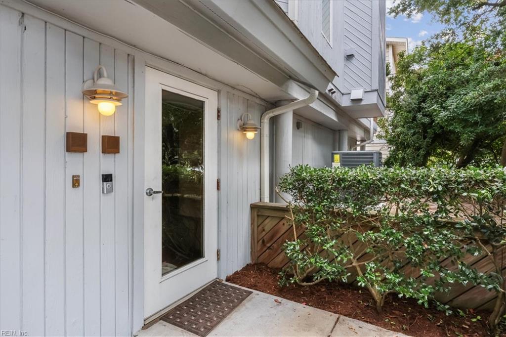 2300 Croix DR