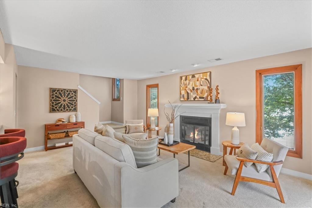 2300 Croix DR