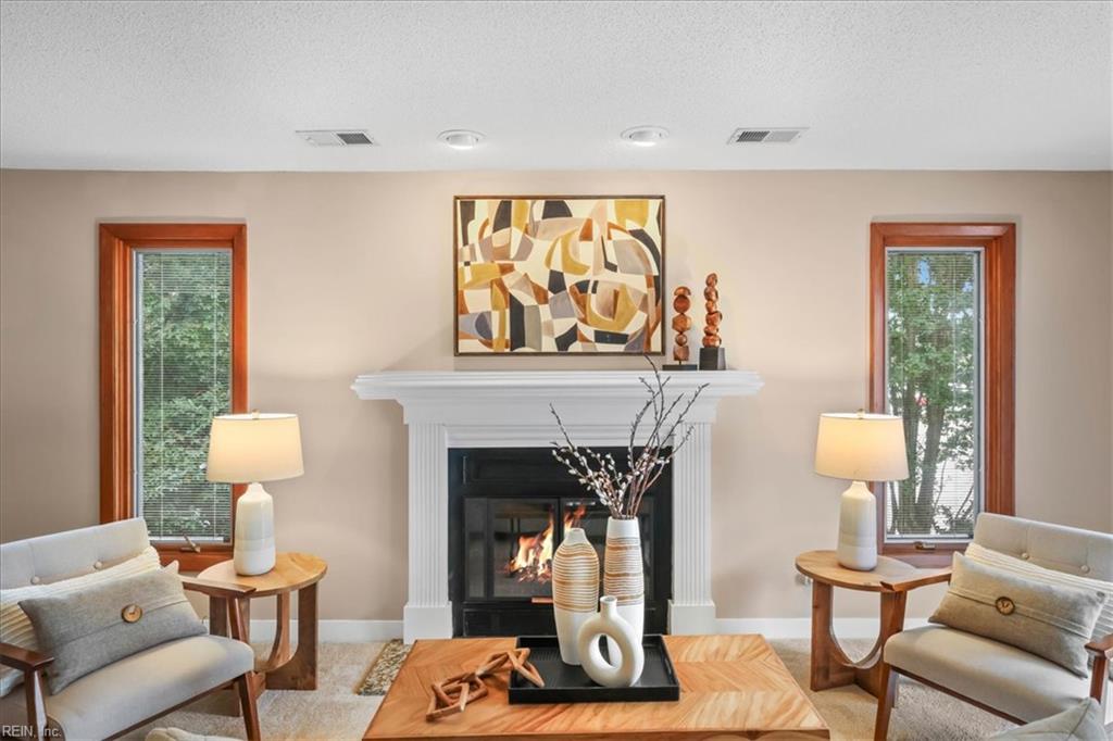 2300 Croix DR