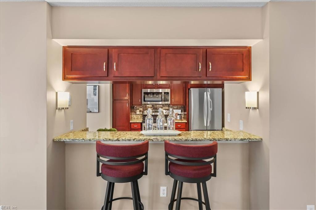 2300 Croix DR
