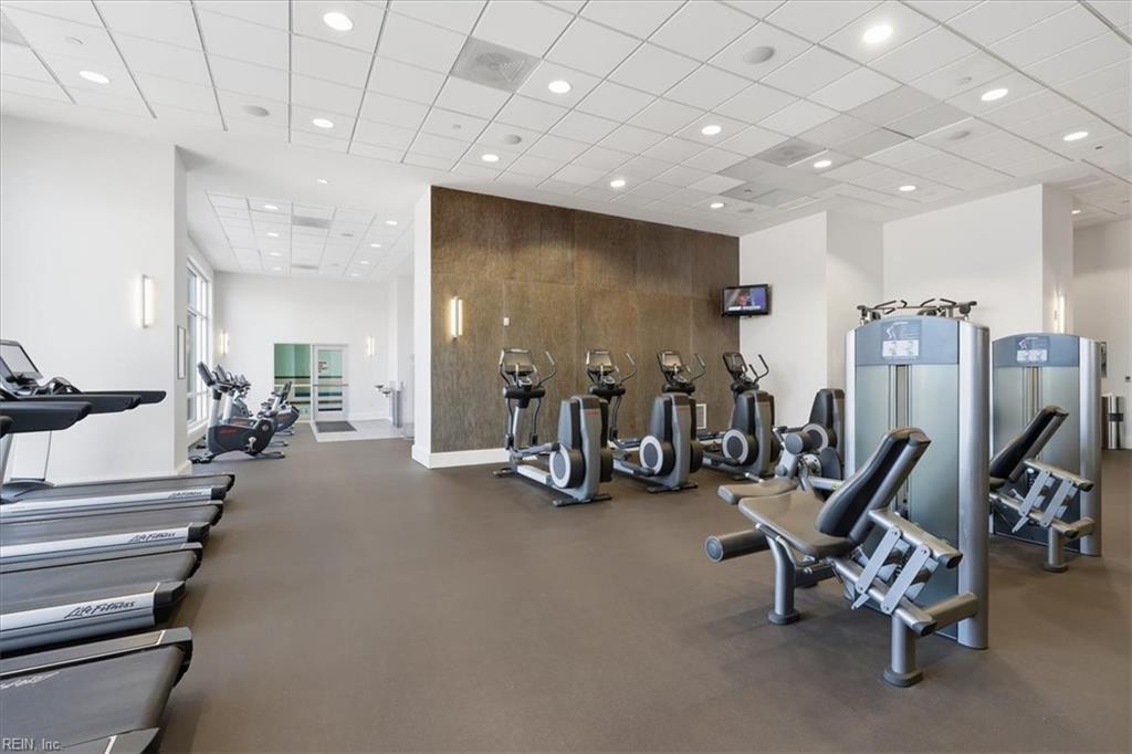 4545 Commerce ST 1904