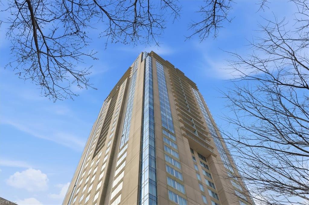 4545 Commerce ST 1904