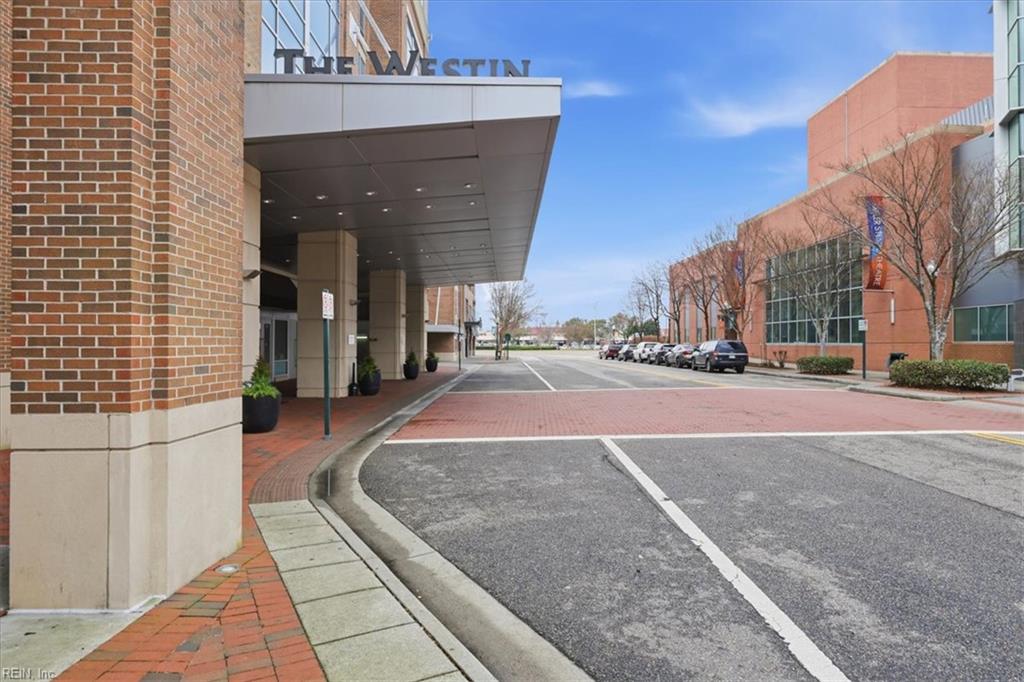 4545 Commerce ST 1904