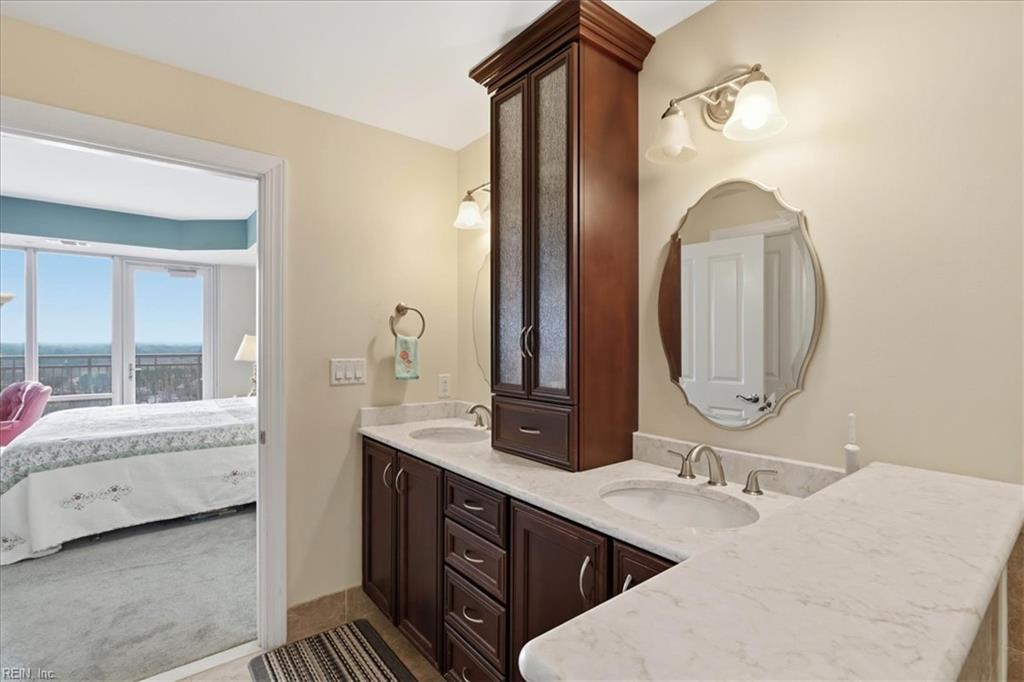 4545 Commerce ST 1904