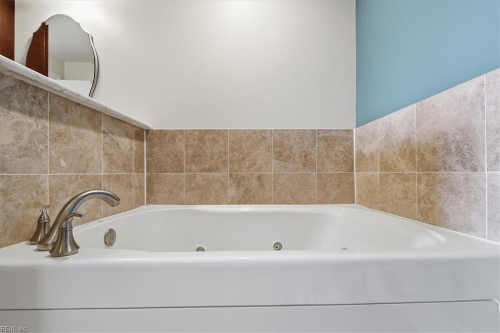 4545 Commerce ST 1904