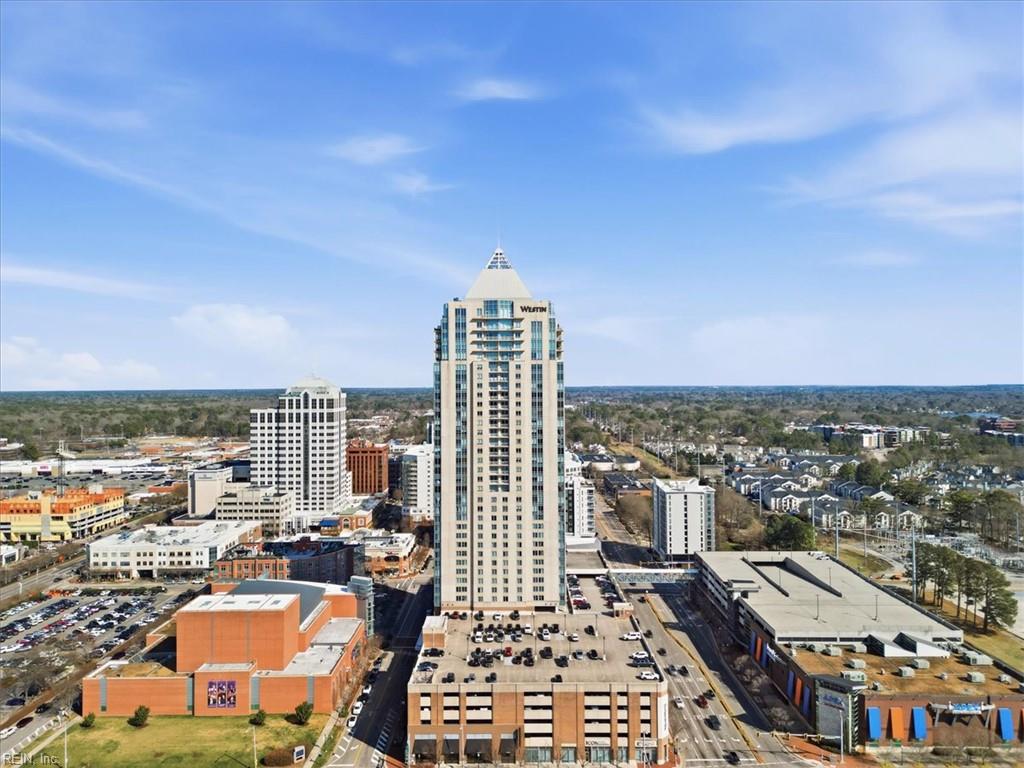 4545 Commerce ST 1904