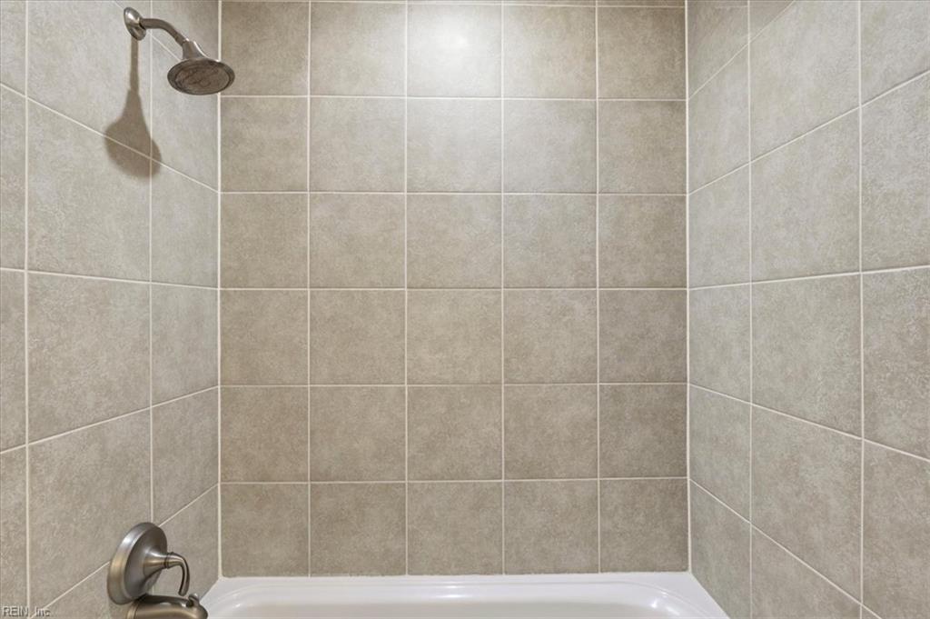 4545 Commerce ST 1904