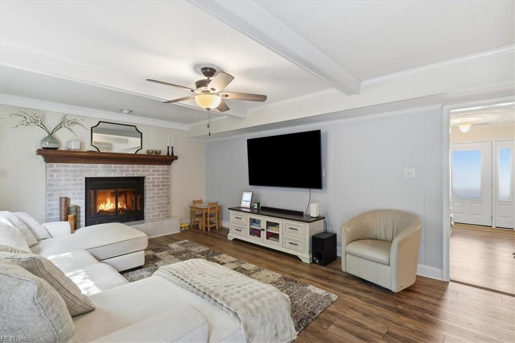 1321 Paramore DR