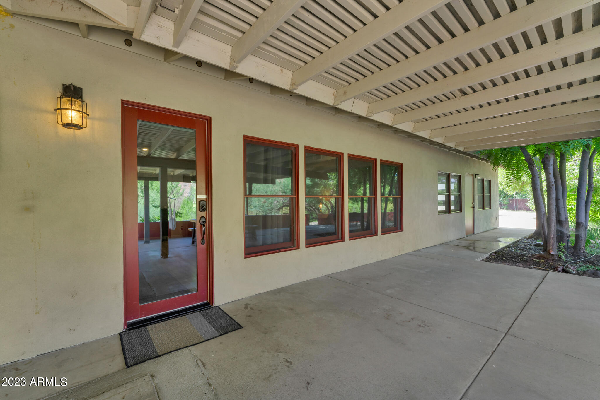 1775 S SUGARLOAF Road