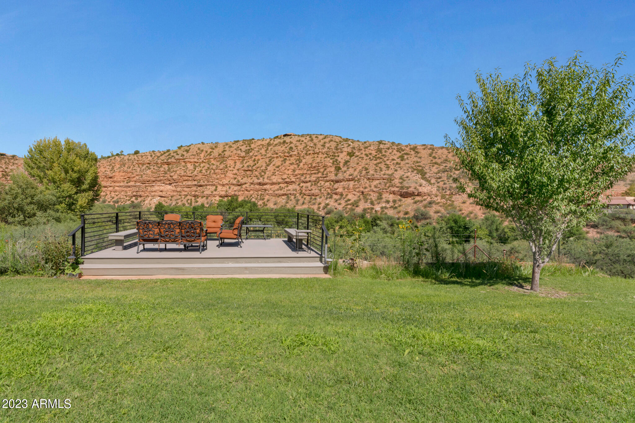 1775 S SUGARLOAF Road