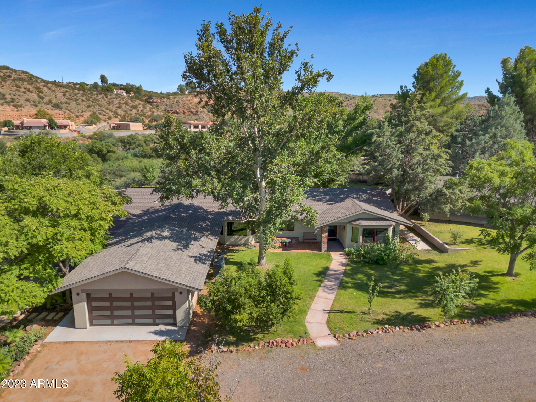 1775 S SUGARLOAF Road