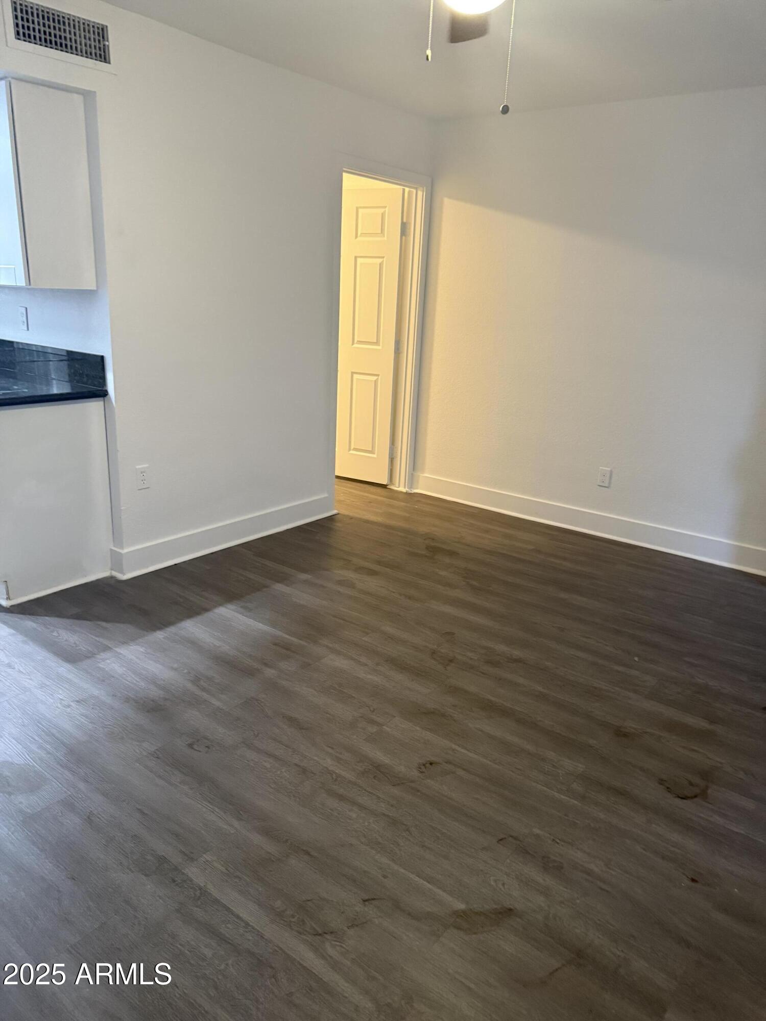 18202 N Cave Creek Road Unit: 17units