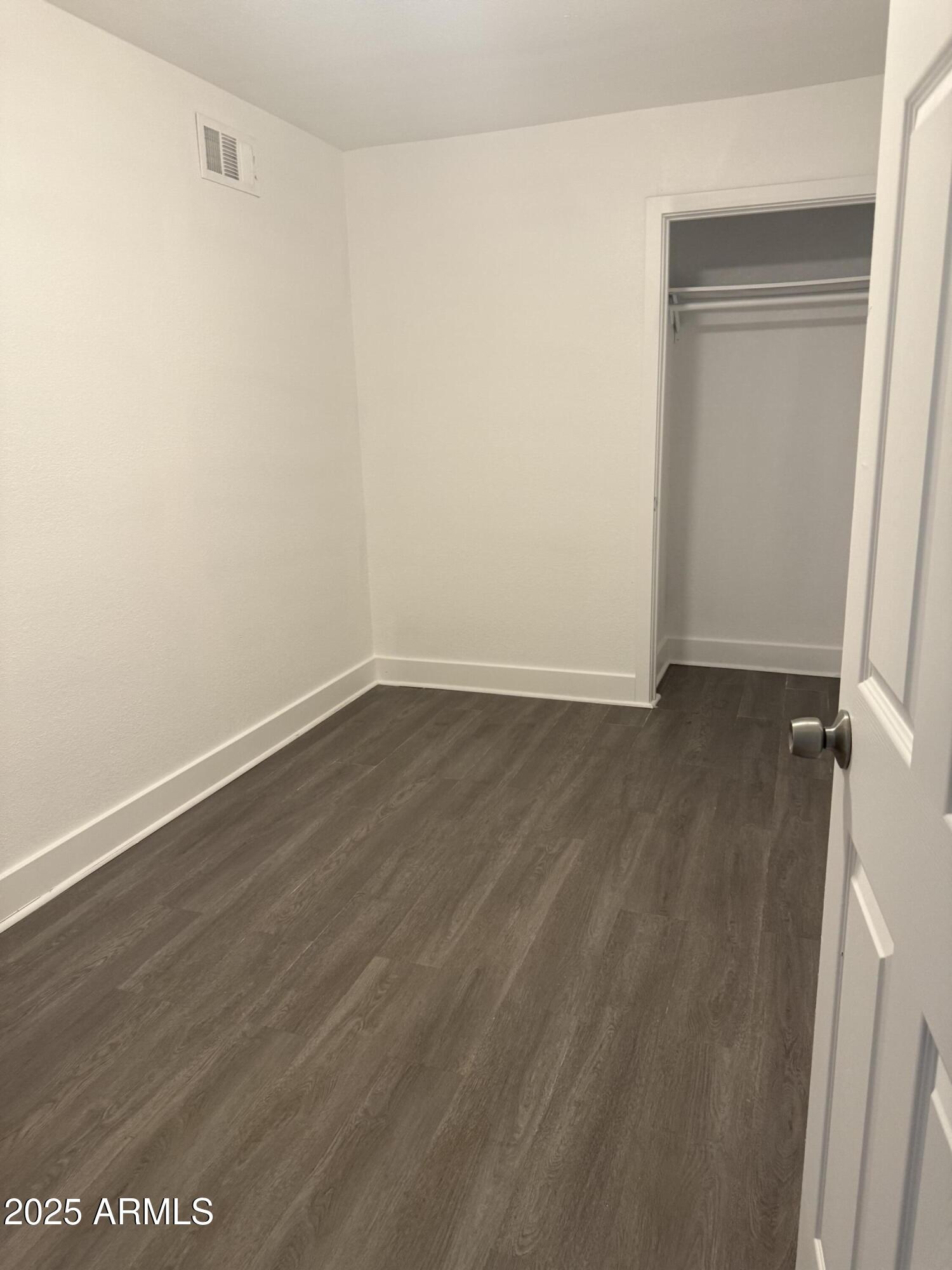 18202 N Cave Creek Road Unit: 17units